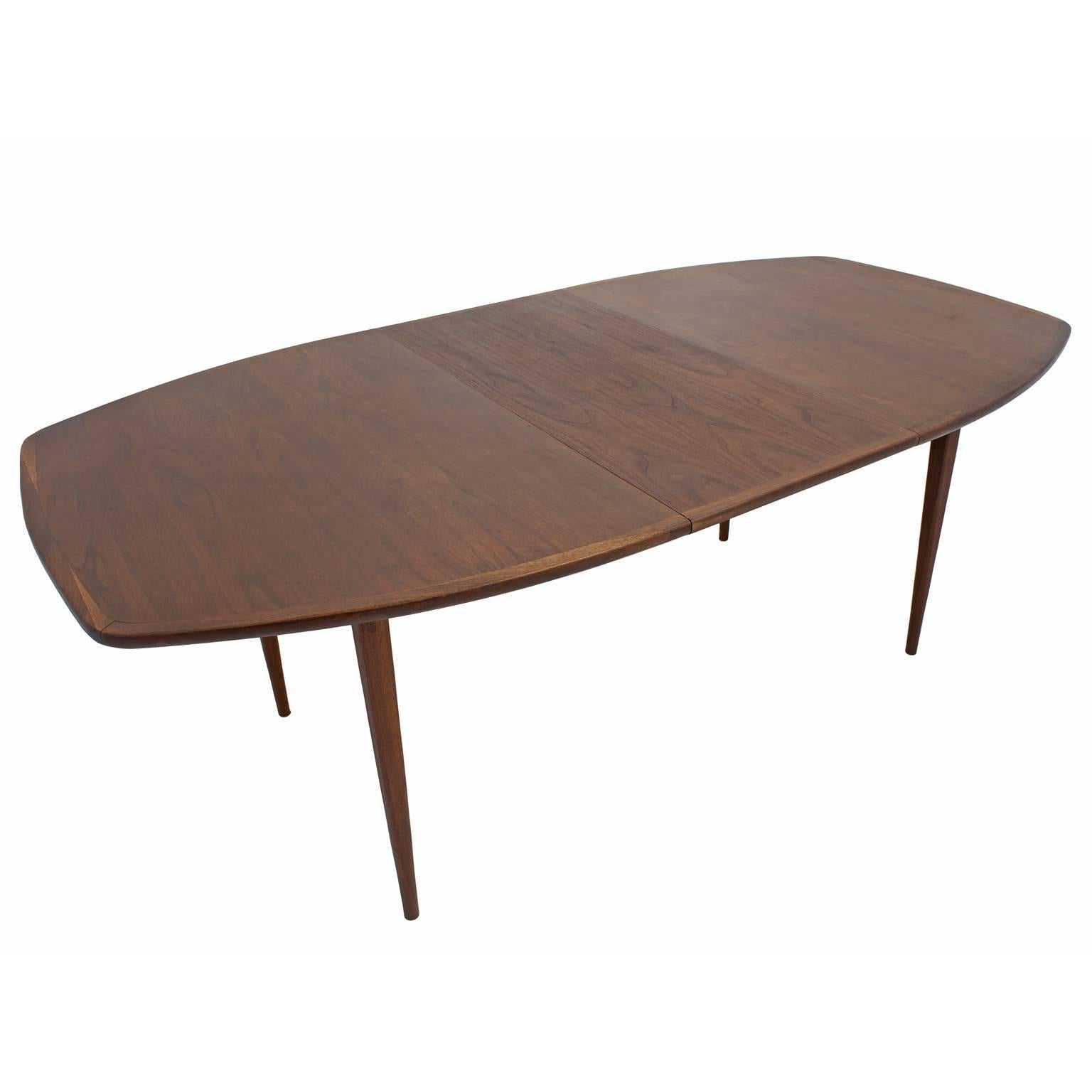 American Mid-Century Solid Walnut Dining Table by Dillingham Attributed to Milo Baughman For Sale