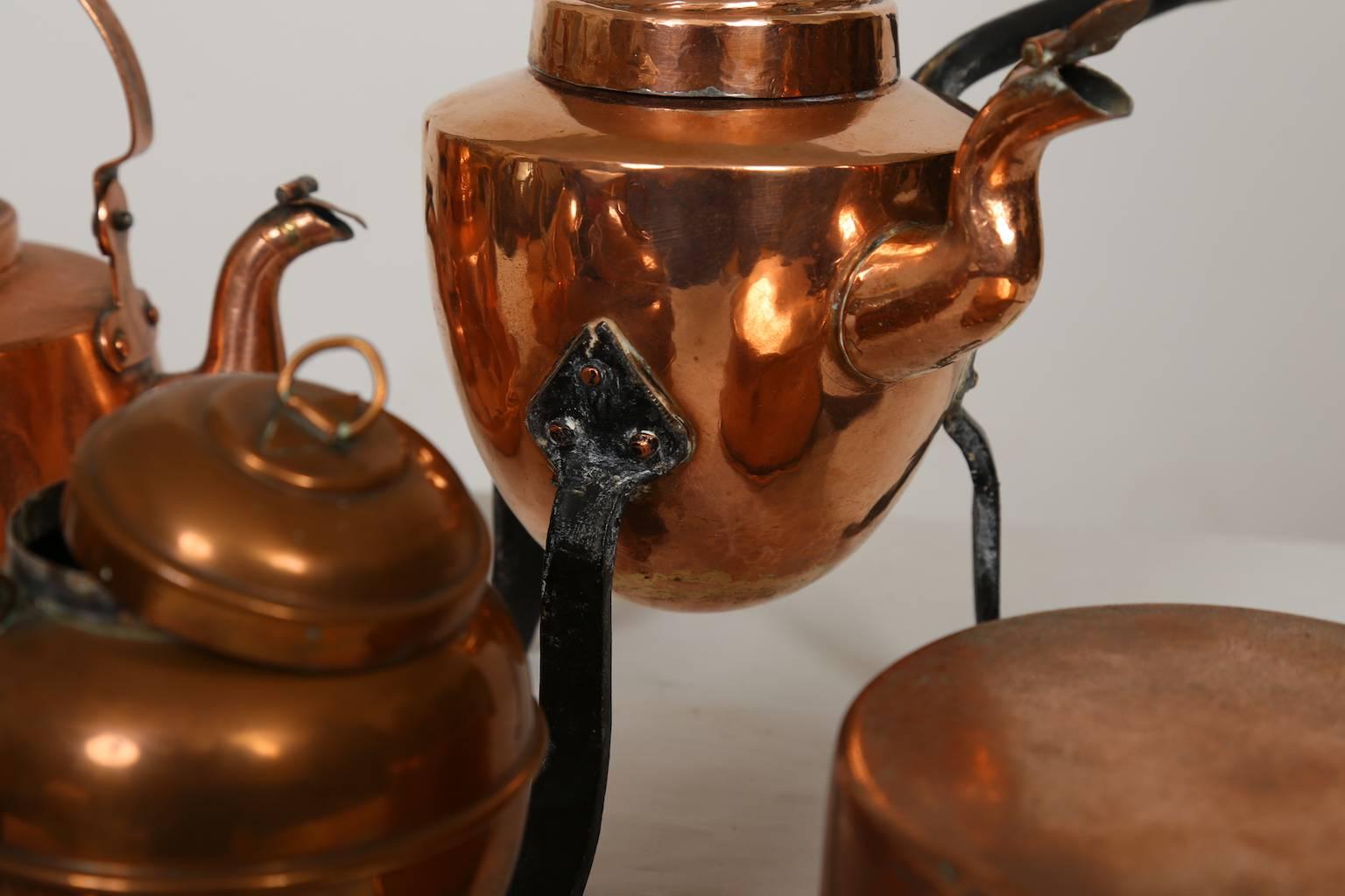 Early 20th Century Set of Two Beautiful Swedish Copper Coffee Pots and Other Items For Sale