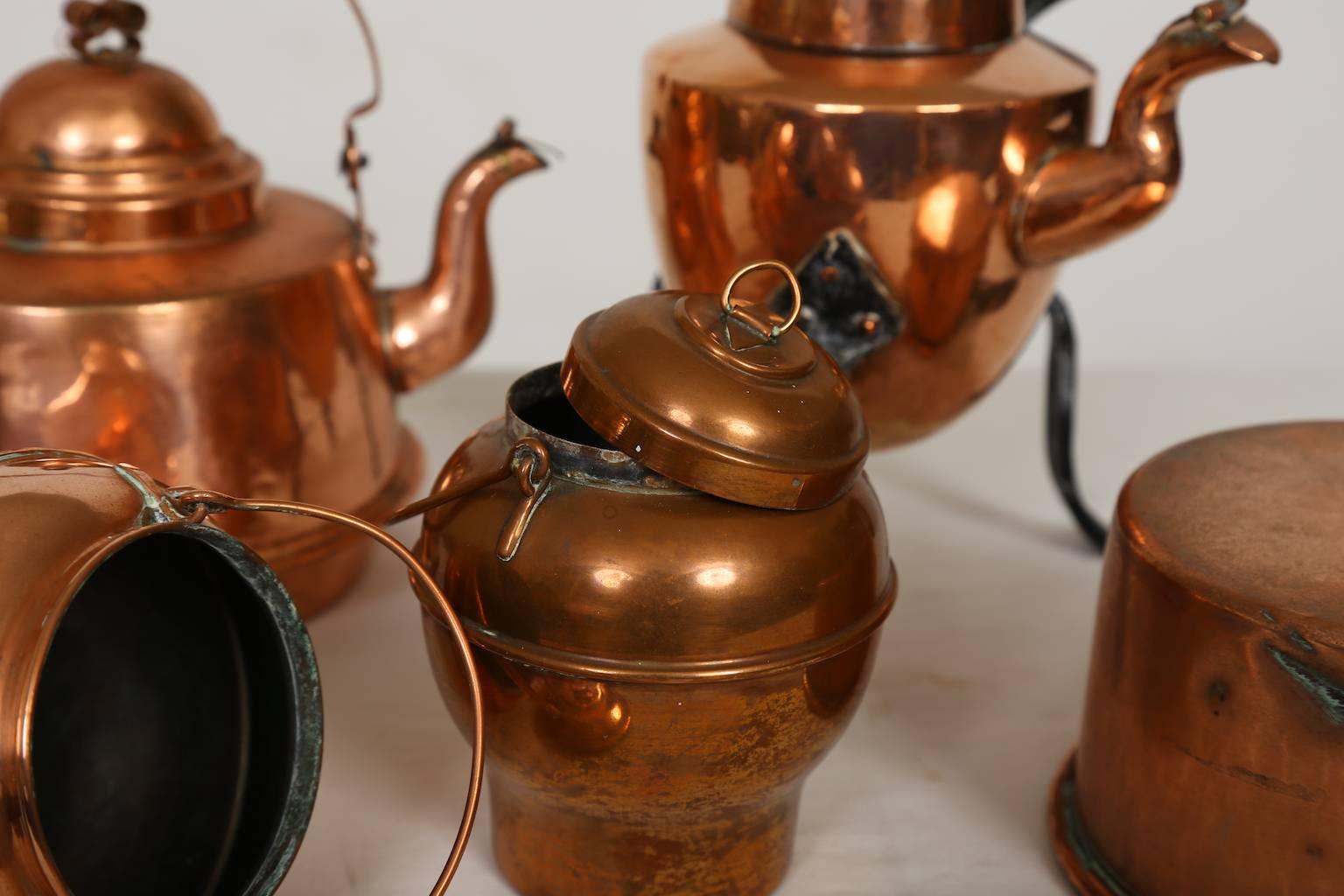 Set of Two Beautiful Swedish Copper Coffee Pots and Other Items In Good Condition For Sale In Malmo, SE