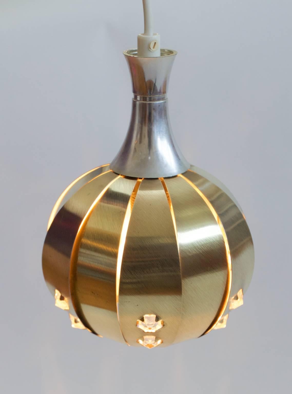 Small Brass Pendant with Prisms by Werner Schou 1970s, Coronell Elektro, Denmark In Good Condition For Sale In Malmo, SE