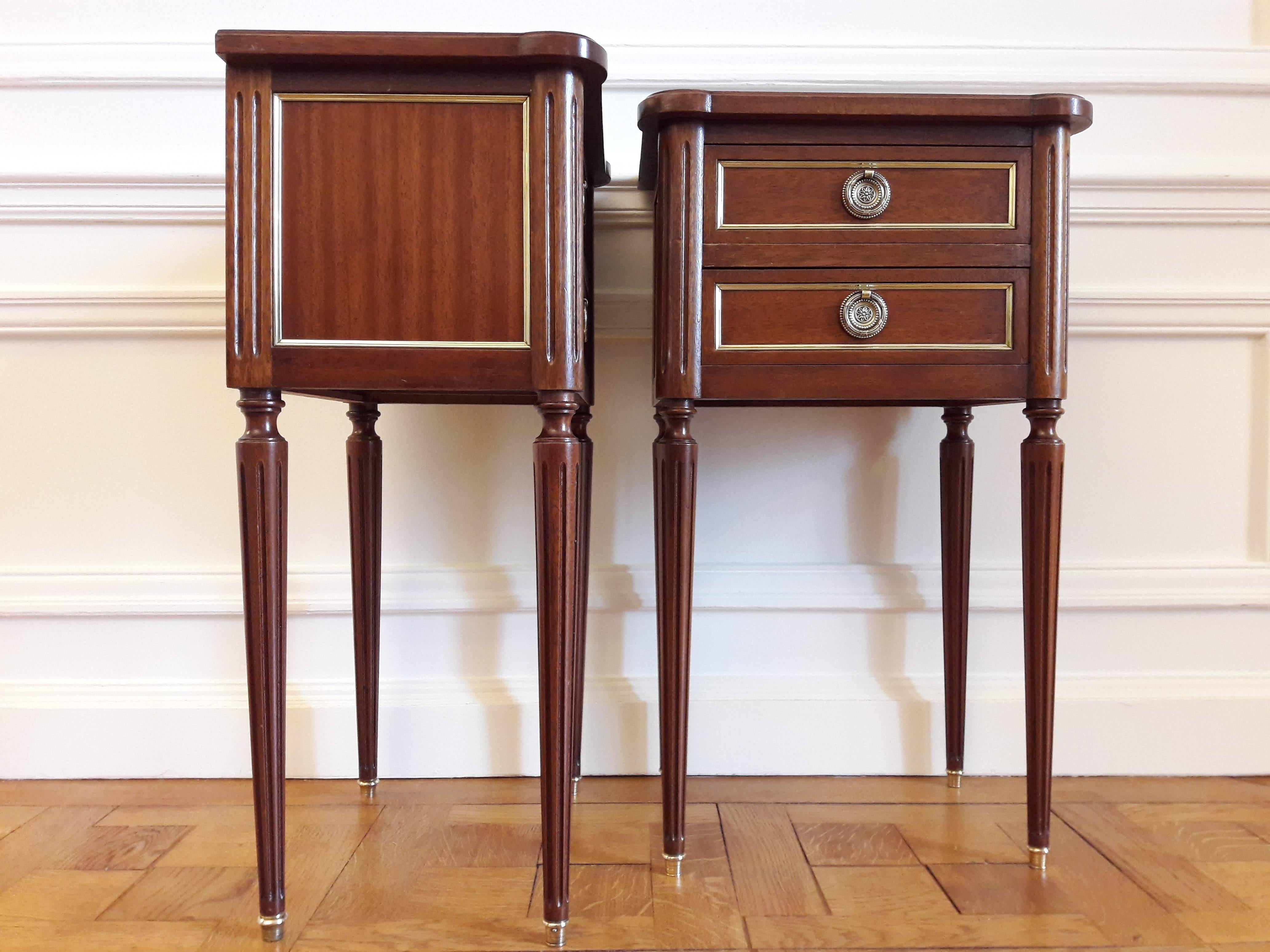 Wood Pair of French Louis XVI Style Marble Nightstands