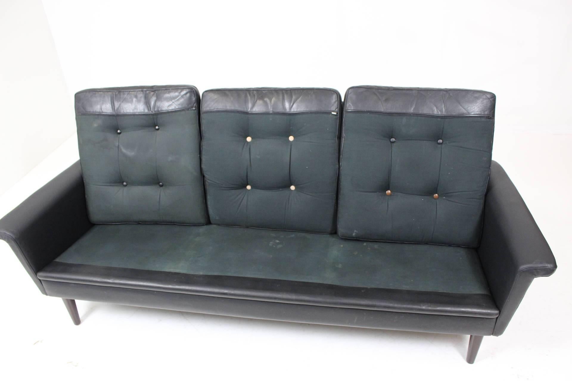 Hans Olsen Three-Seat Sofa in Black Patinated Leather 3