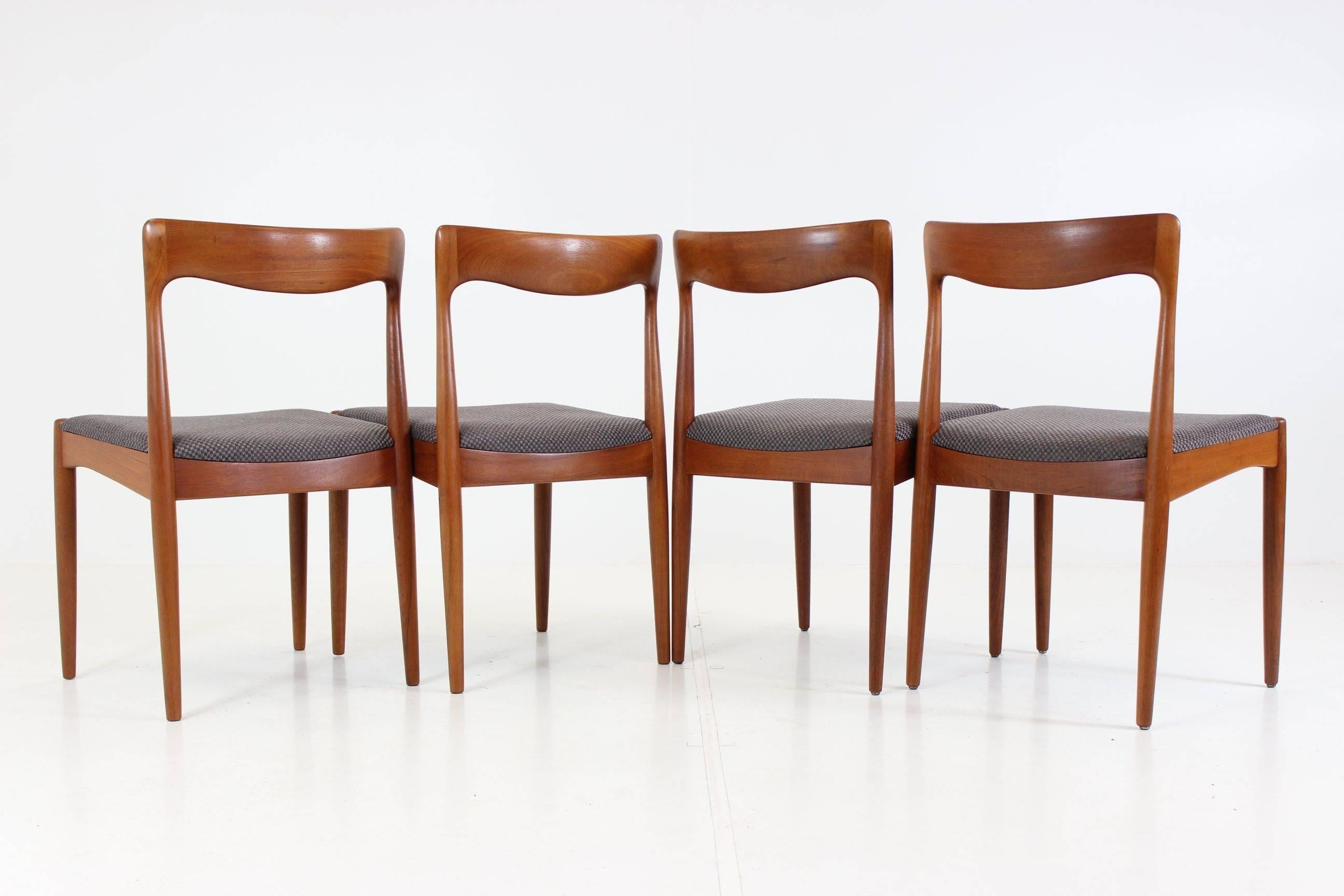 Scandinavian Modern Set of Four Teak Dining Chair by Arne Vodder for Vamo Møbelfabrik