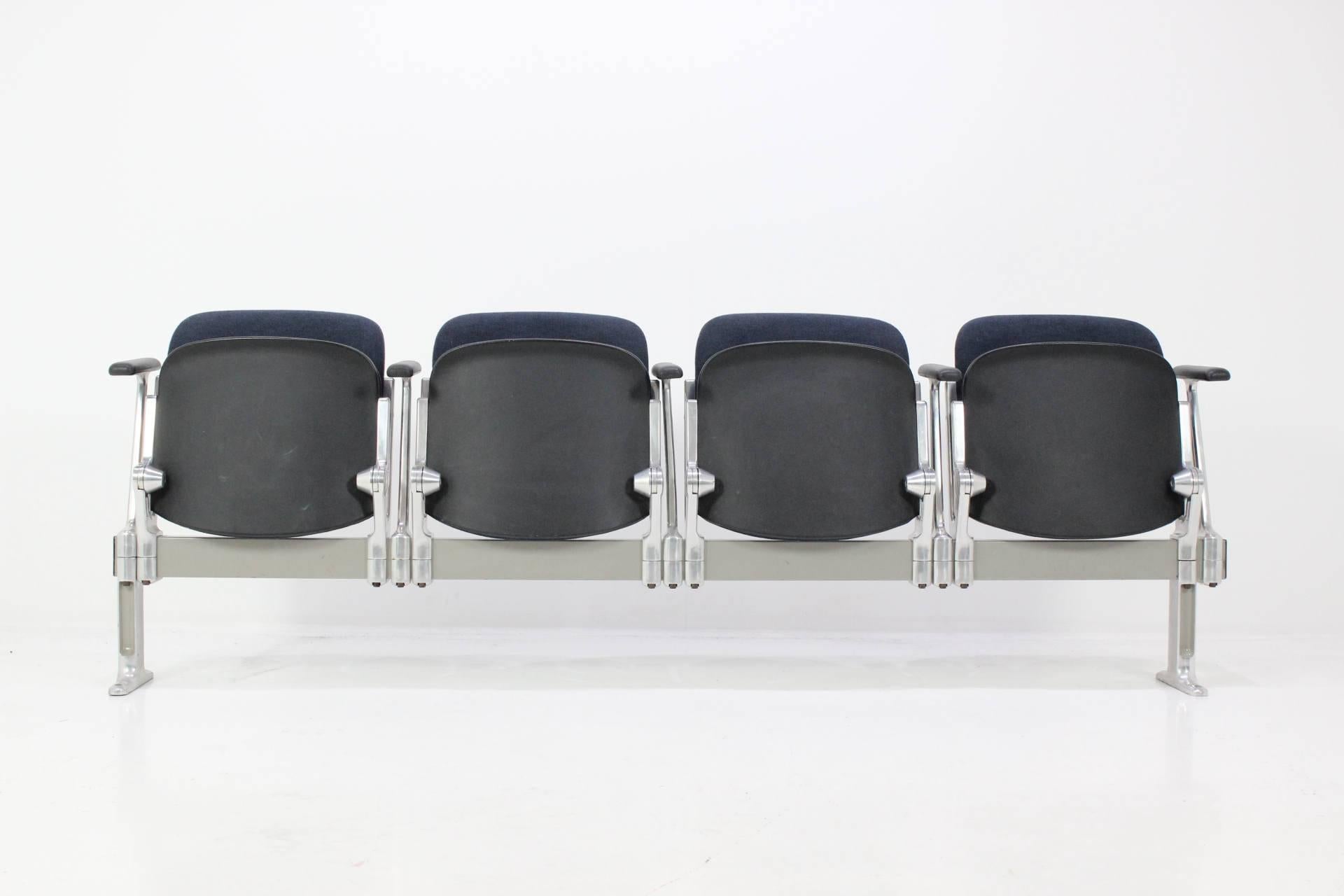 Late 20th Century Aluminium Four-Seat Bench by Giancarlo Piretti for Castelli, 1970s