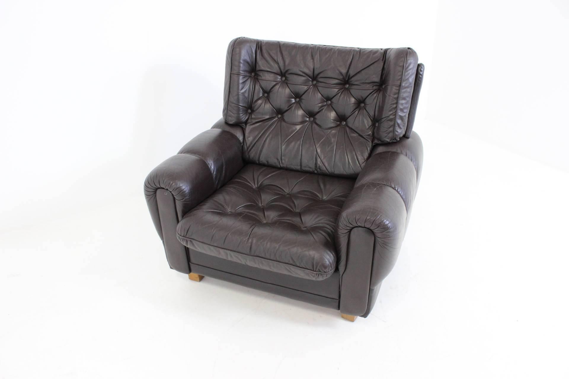 Czech Brown Leather Armchair from Vyber, 1970s For Sale 2