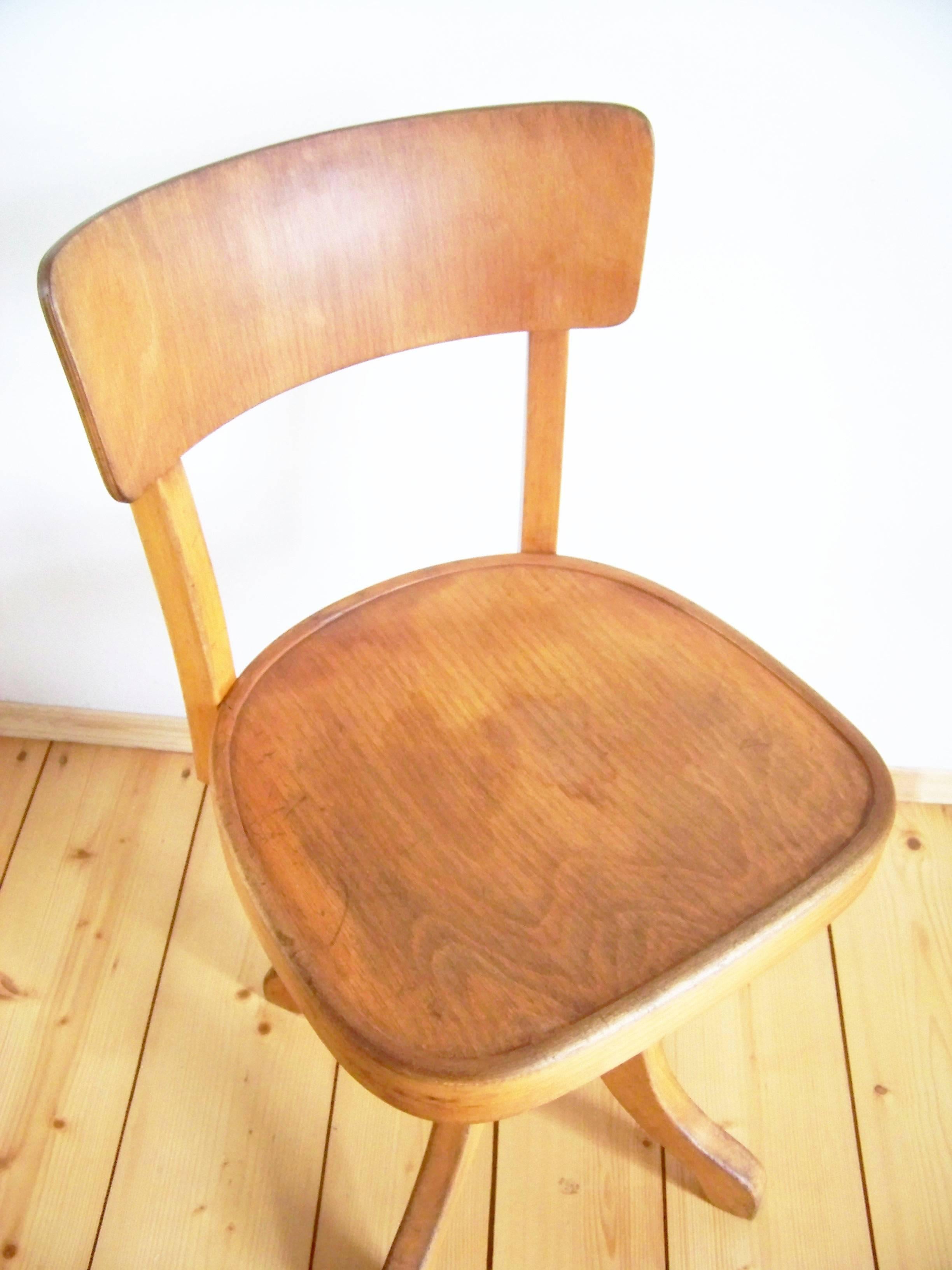 Mid-Century Modern Office Swivel Chair Thonet, Model Nr.633, circa 1920