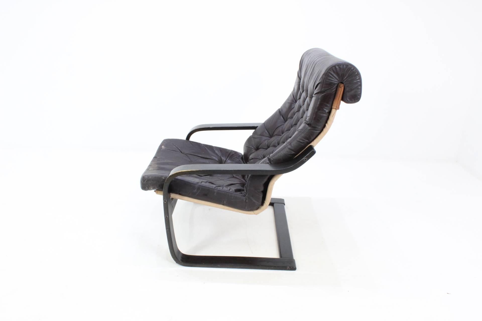 Late 20th Century Finnish Mid-Century Leather Lounge or Armchair, 1970s For Sale