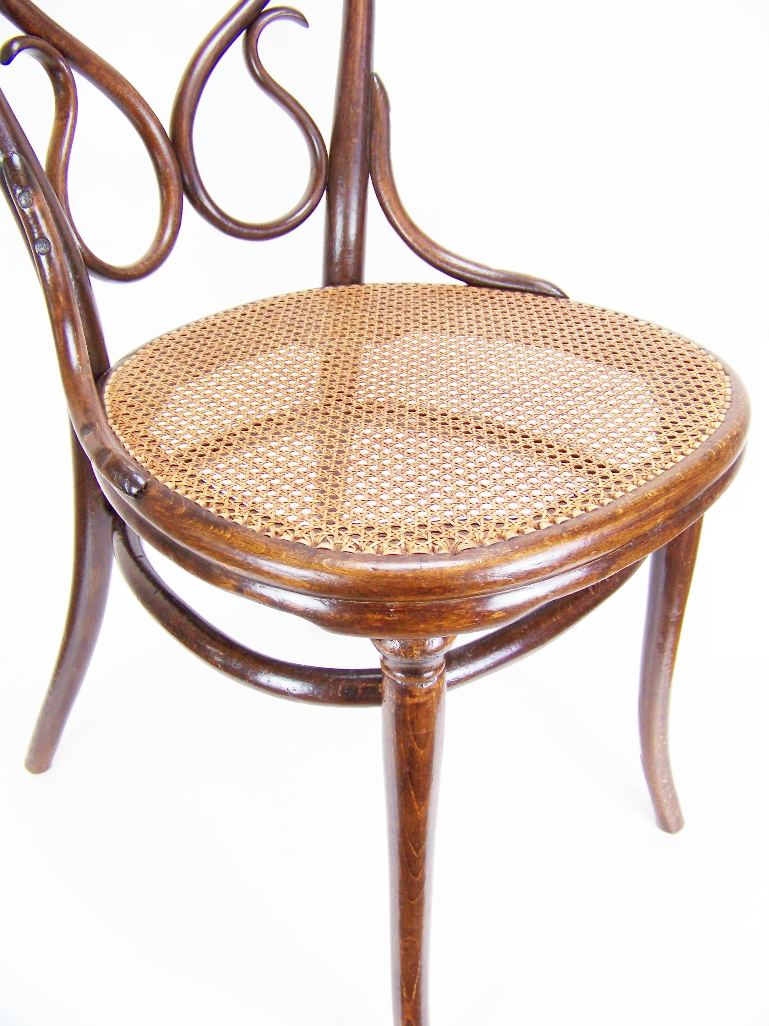 Art Nouveau Chair Thonet No. 4, circa 1885