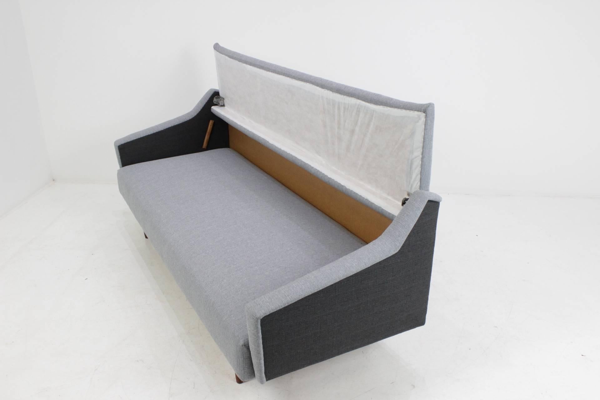 Upholstery 1960s Danish Daybed or Sofa