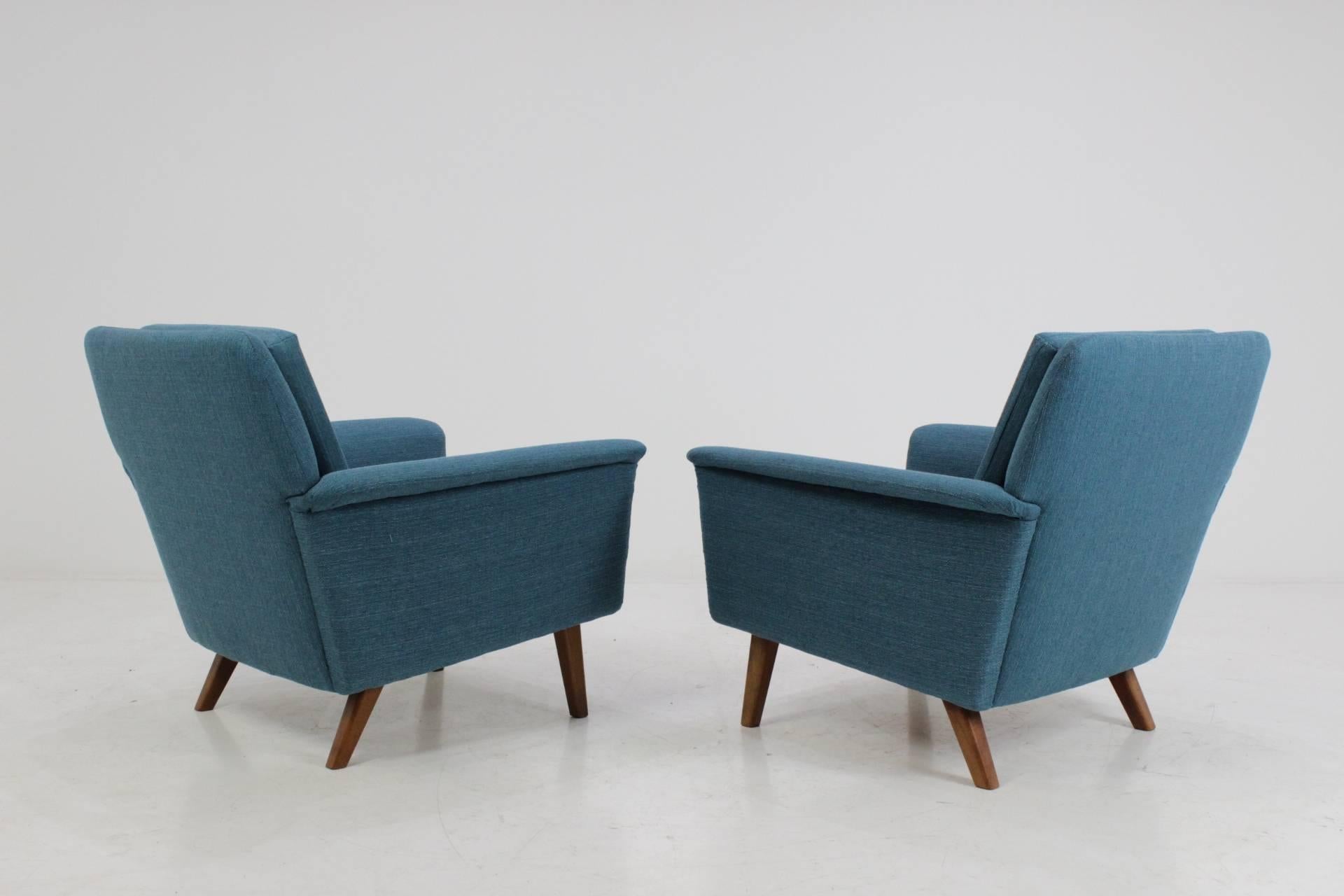 Danish Pair of Folke Ohlsson Lounge Chairs for Fritz Hansen, Denmark