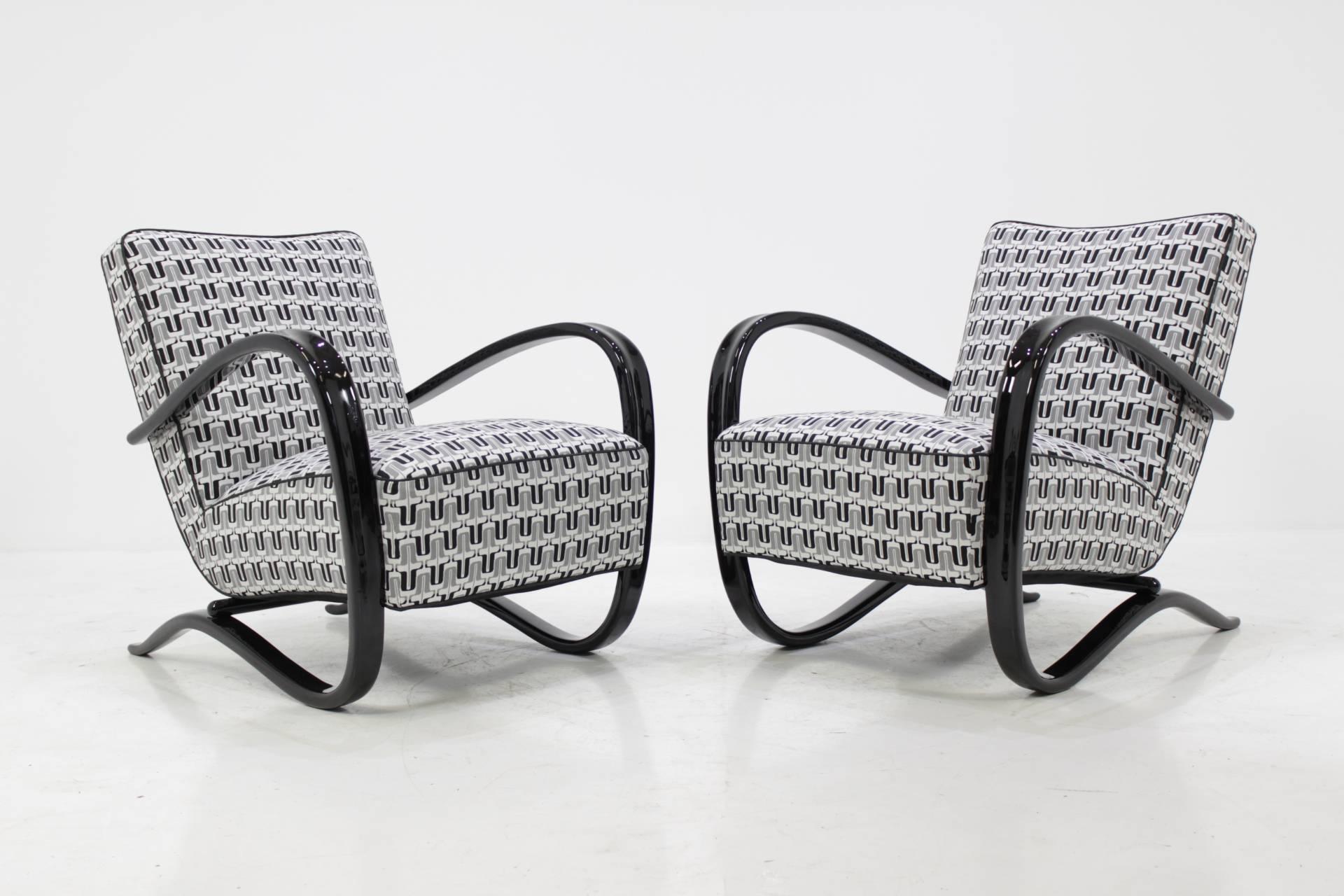 Pair of Iconic H-269 Chairs by Jindrich Halabala, 1933s 2