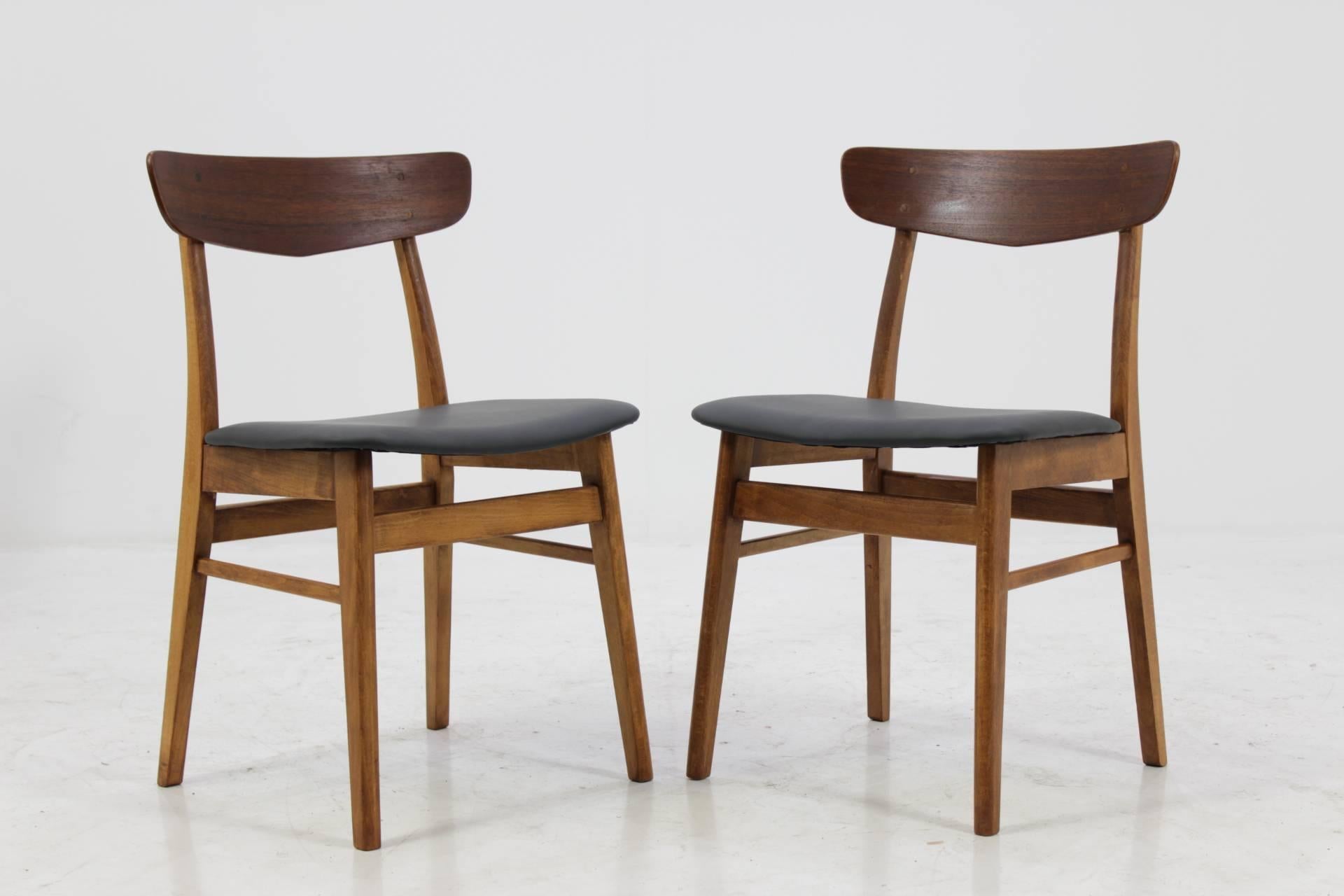 Set of Four Danish Teak Dining Chairs Made in Denmark, circa 1960 In Good Condition In Praha, CZ