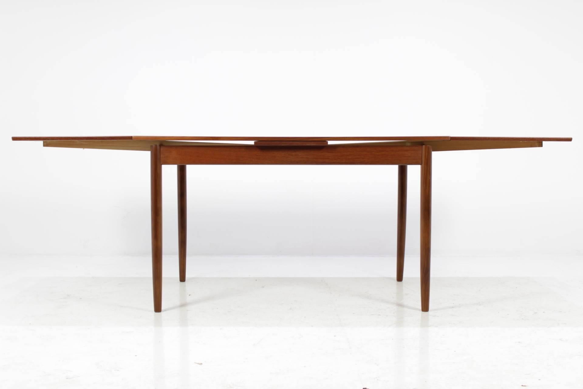 Mid-20th Century Mid-Century Danish Teak Extendable Dining Table