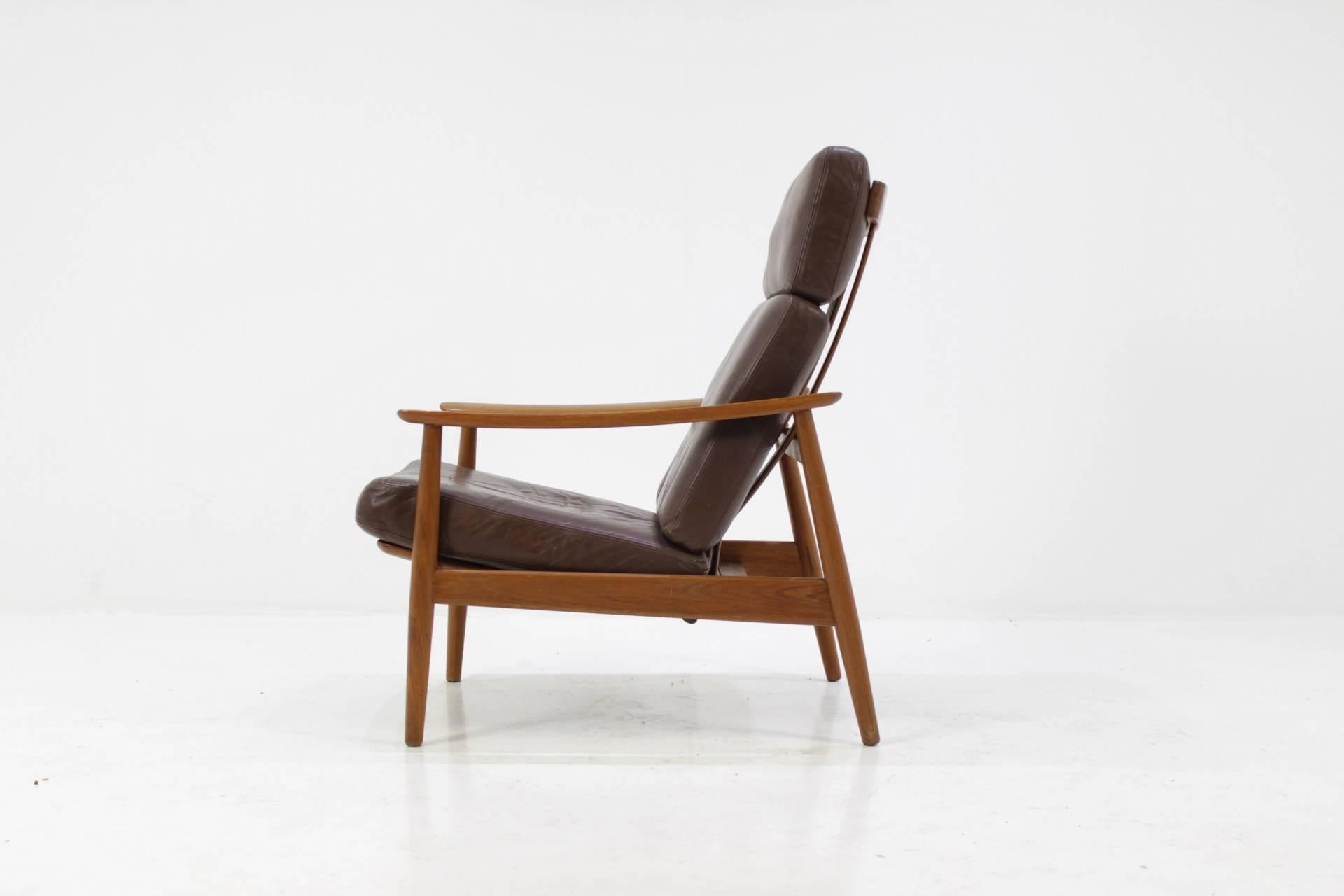 Danish Reclining Easy Chair and Footstool by Arne Vodder, Model FD 164