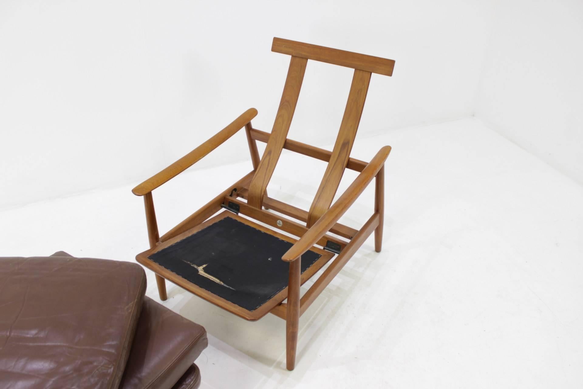 Reclining Easy Chair and Footstool by Arne Vodder, Model FD 164 1