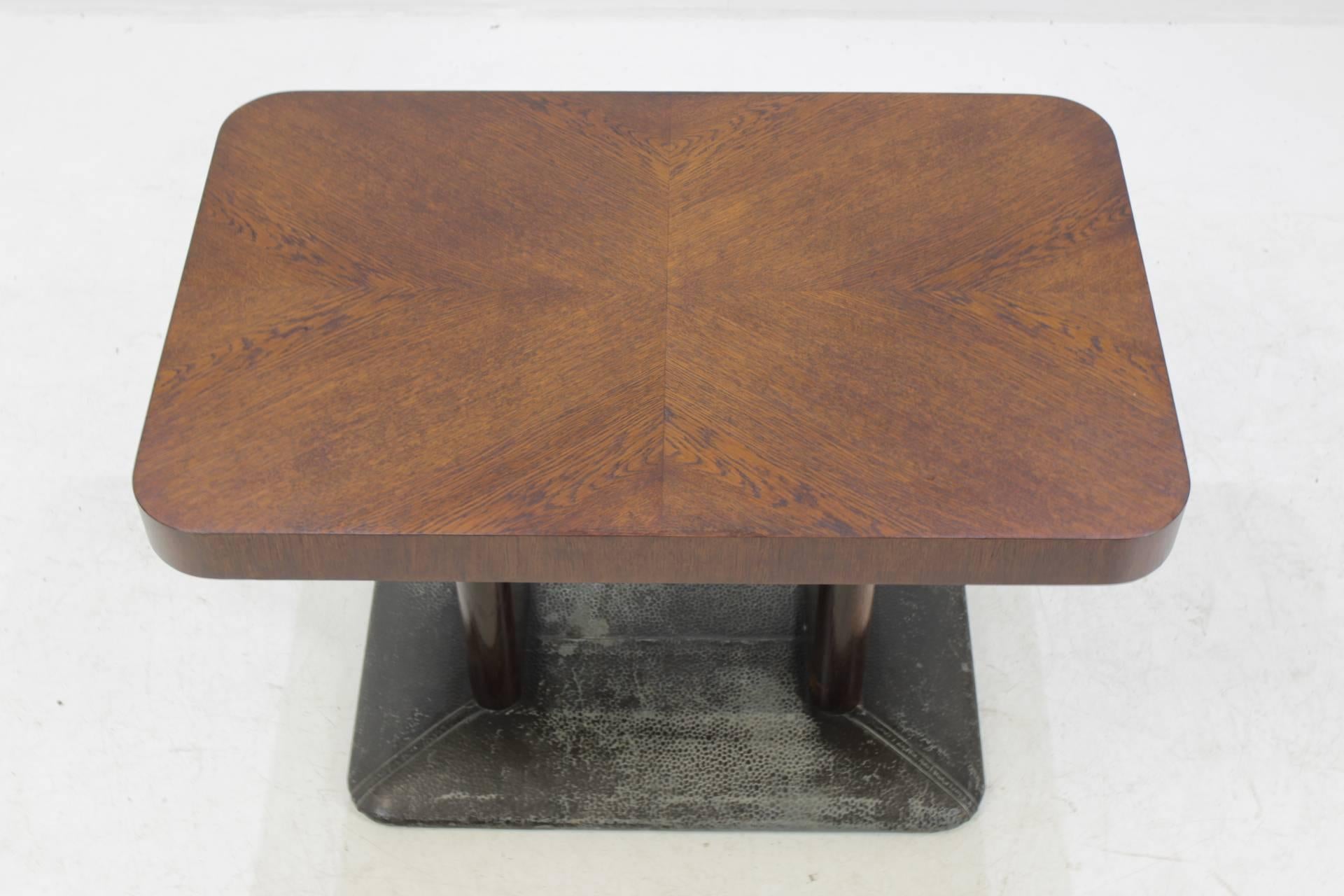 Mid-Century Modern 1930 Jindrich Halabala Art Deco Coffee Table H-356