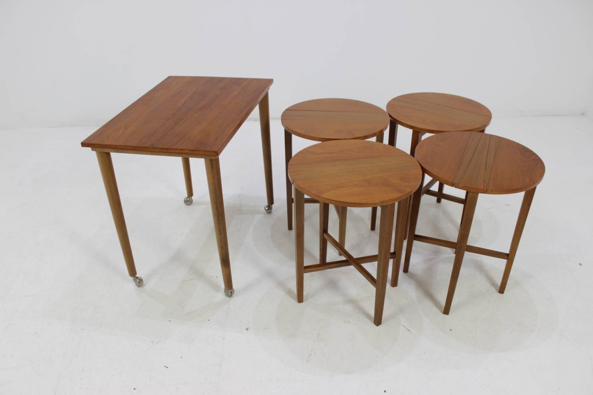 Mid-Century Modern Set of Midcentury Nesting Tables, Designed by Poul Hundevad, 1960s