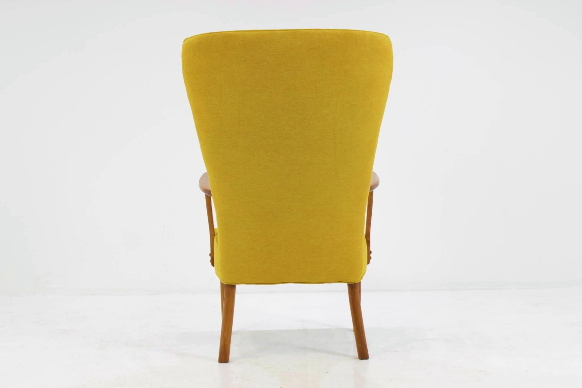 1960 Midcentury Danish Wing Chair In Excellent Condition In Praha, CZ