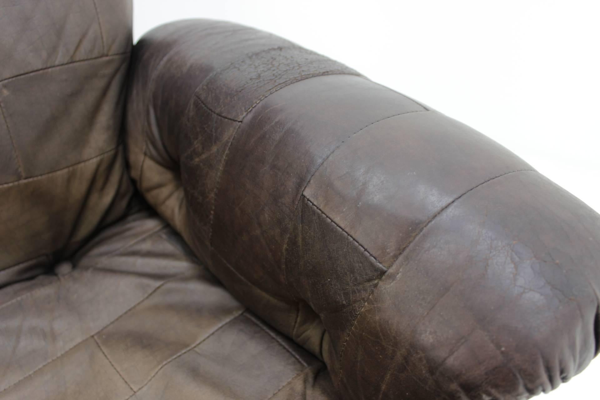Pair of Scandinavian Design Leather Armchairs 2