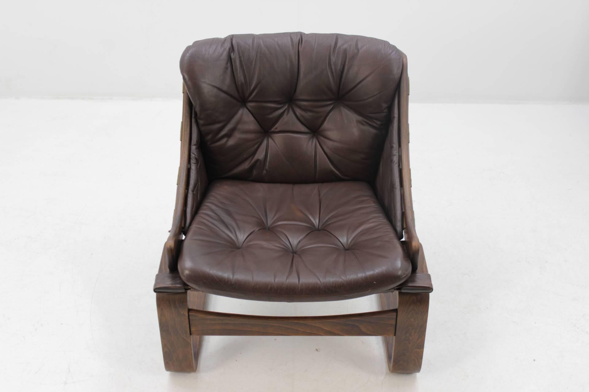 Late 20th Century 1970s Scandinavian Bentwood Leather Lounge chair by Ake Fribytter for Nelo Mobel