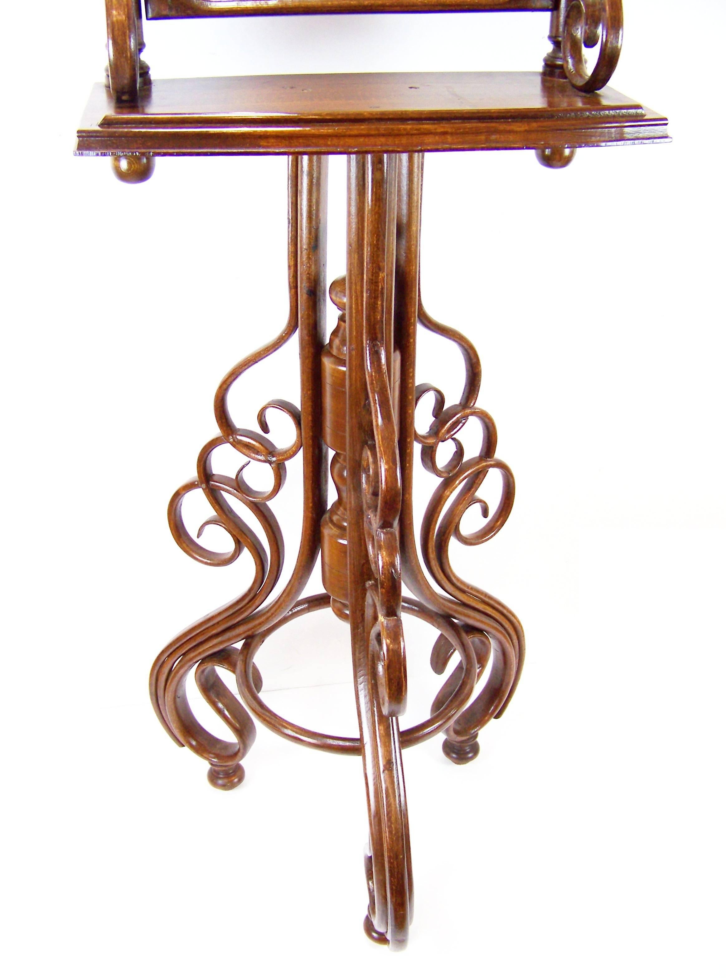 Art Nouveau Dressing Table in the Style of Thonet, circa 1880