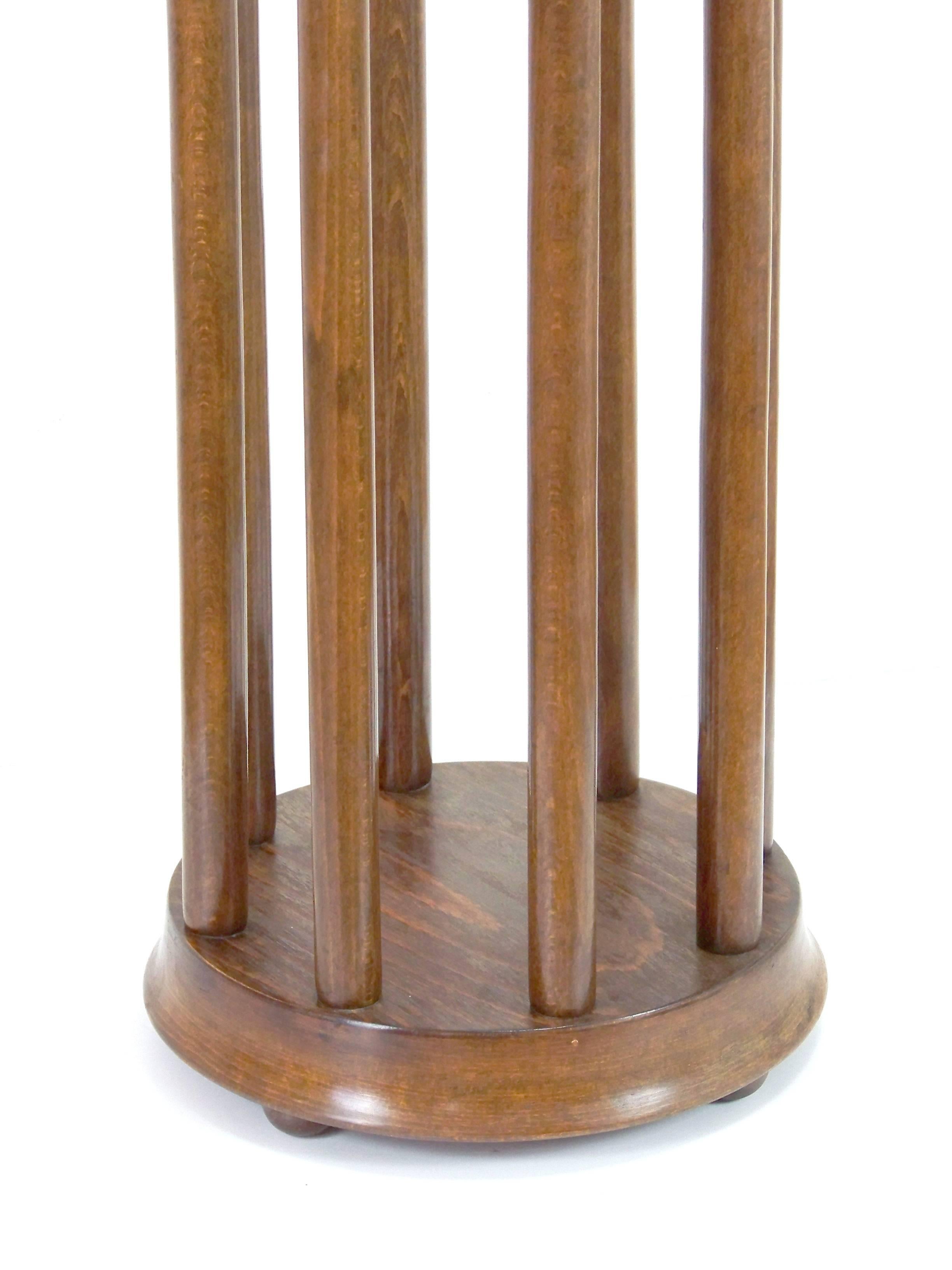 Austrian Pedestal Gebrüder Thonet Nr.9651, circa 1915, Otto Prutscher