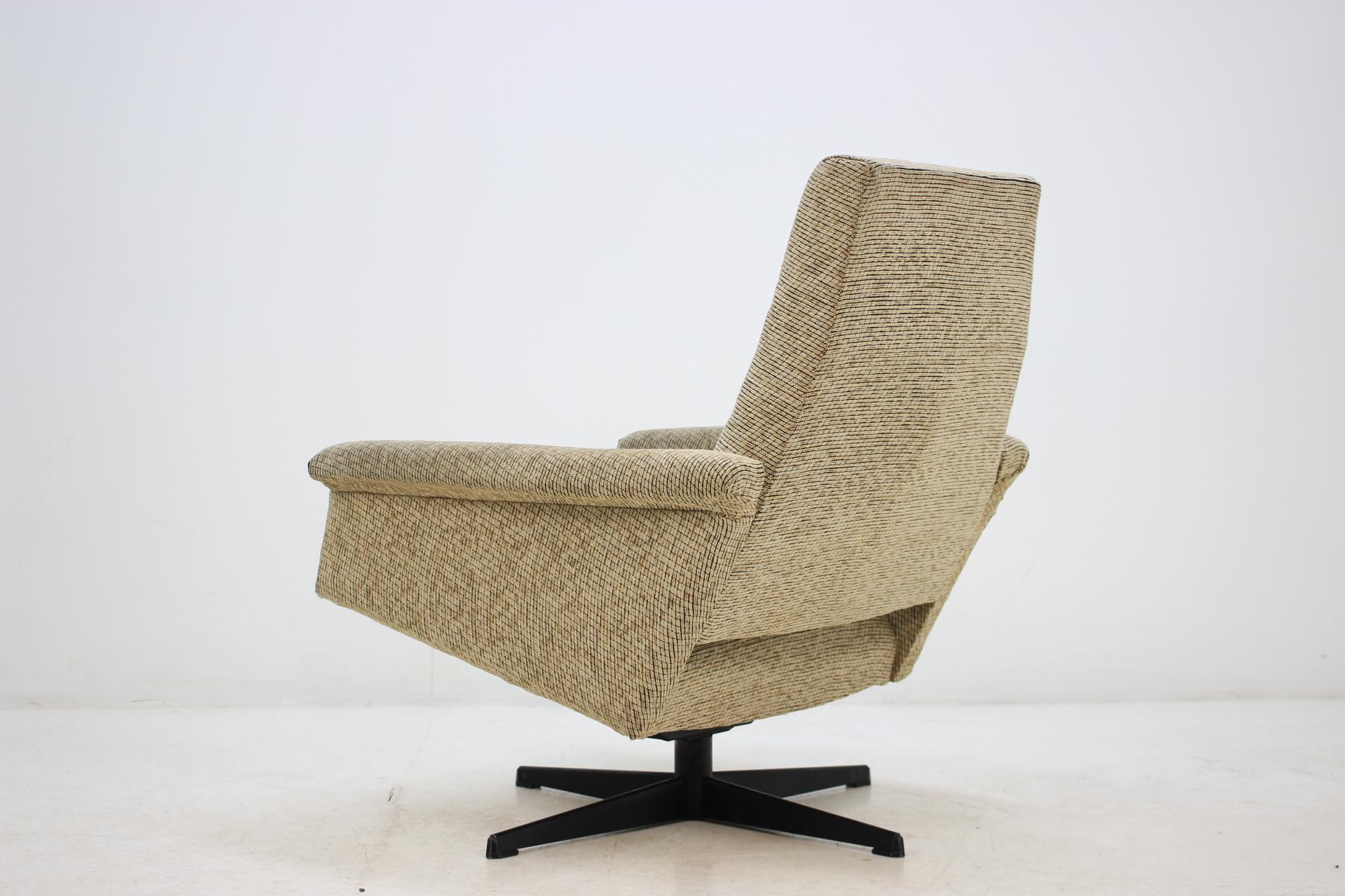 Retro Highback Swivel Chairs, 1970s (Ende des 20. Jahrhunderts)