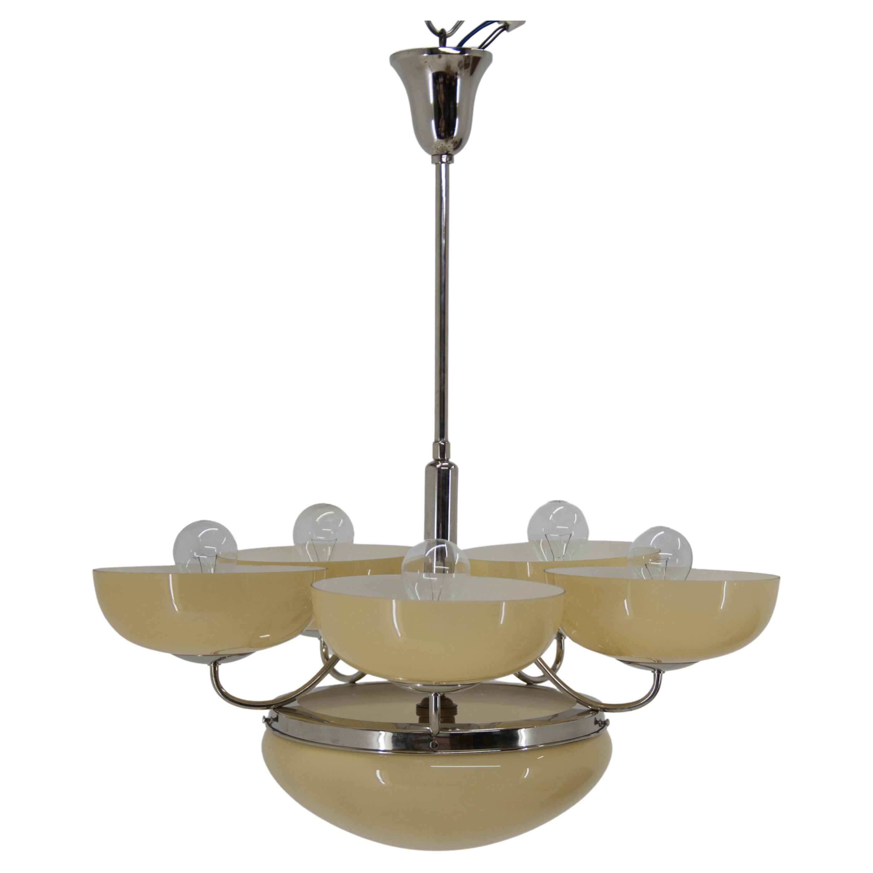 Large Art Deco Chandelier in Excellent Condition, 1930s For Sale
