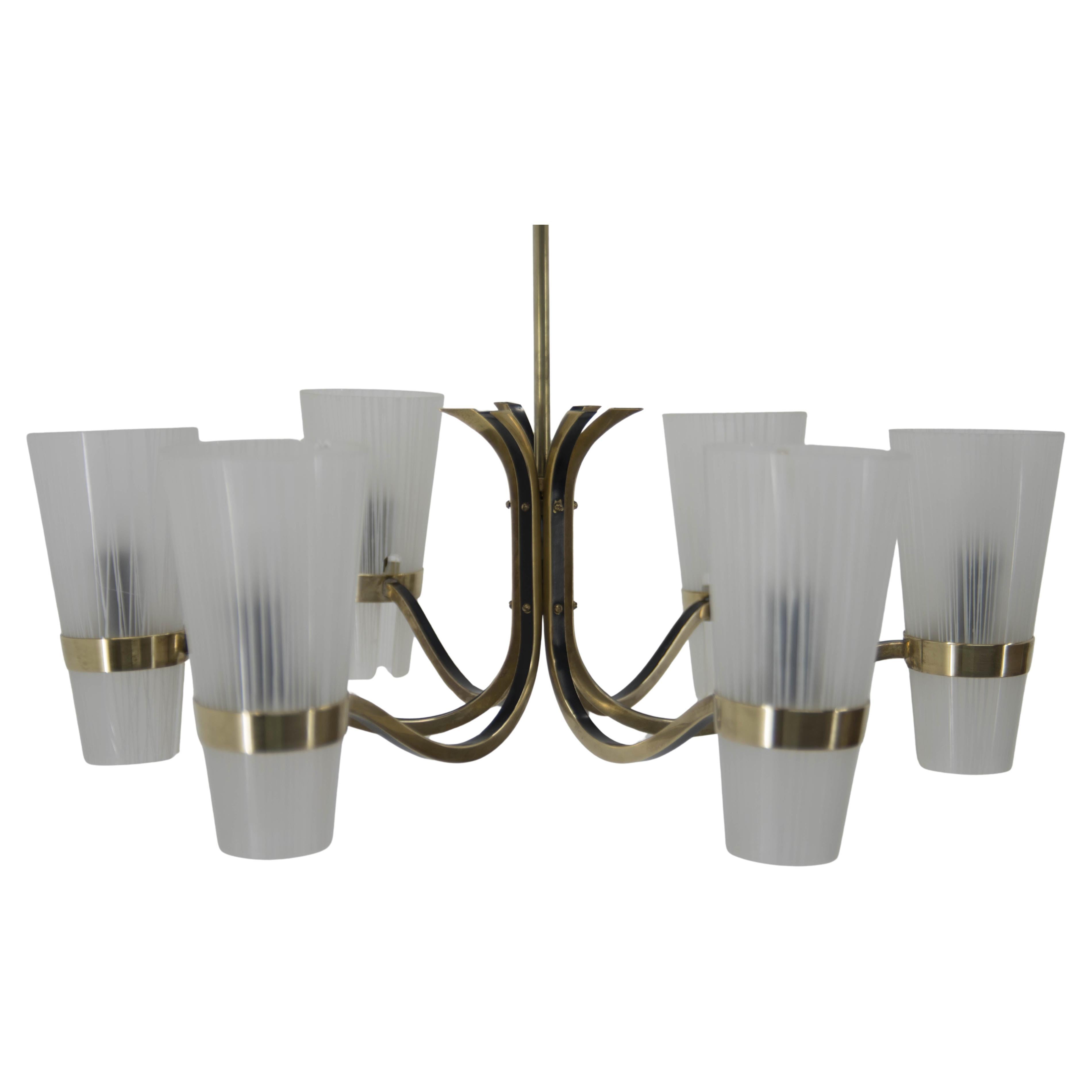 Lampadario in ottone e vetro in stile Lyfa, Danimarca, anni '70