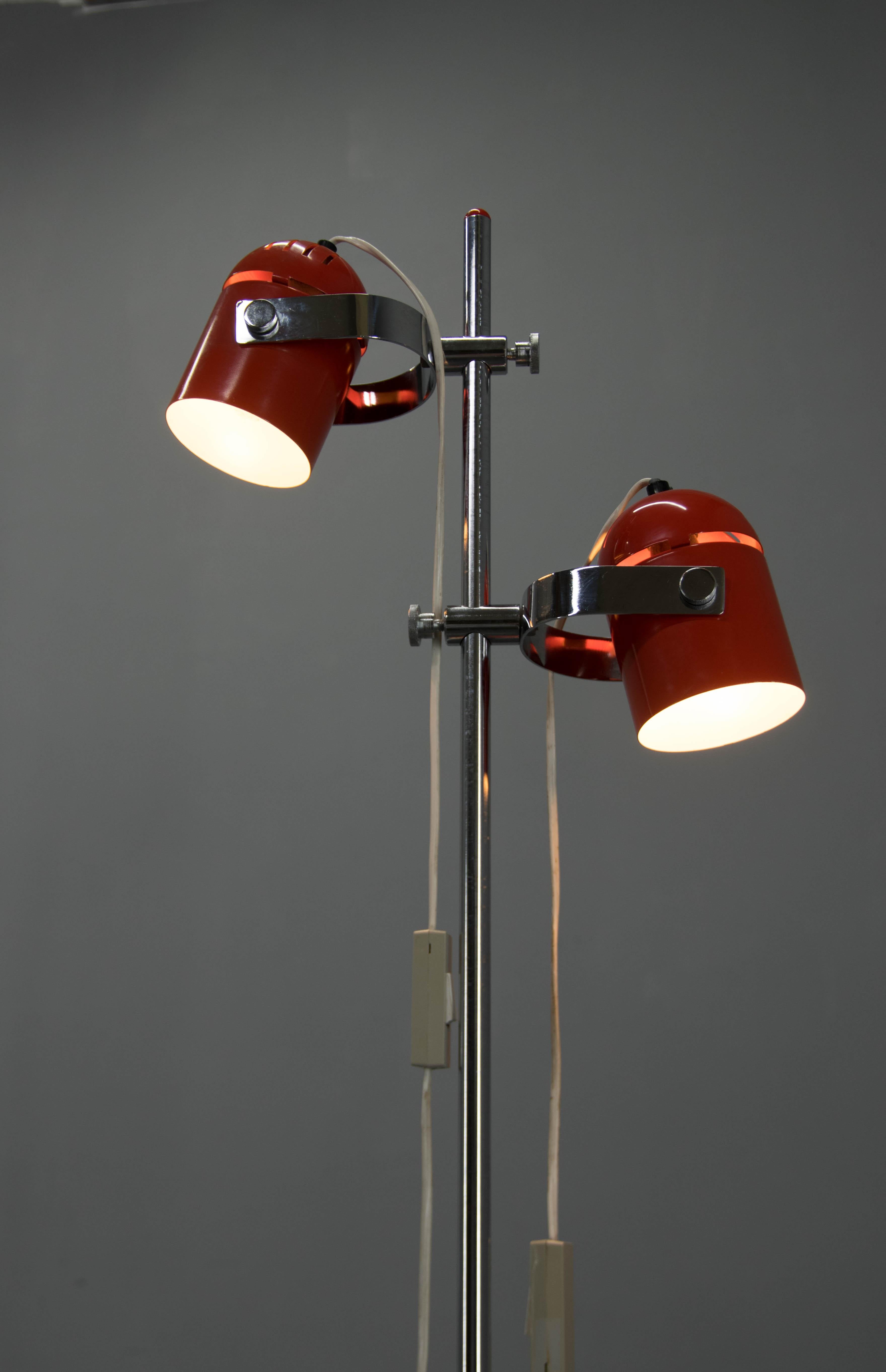 20ième siècle Lampadaire Design/One, 1970 en vente