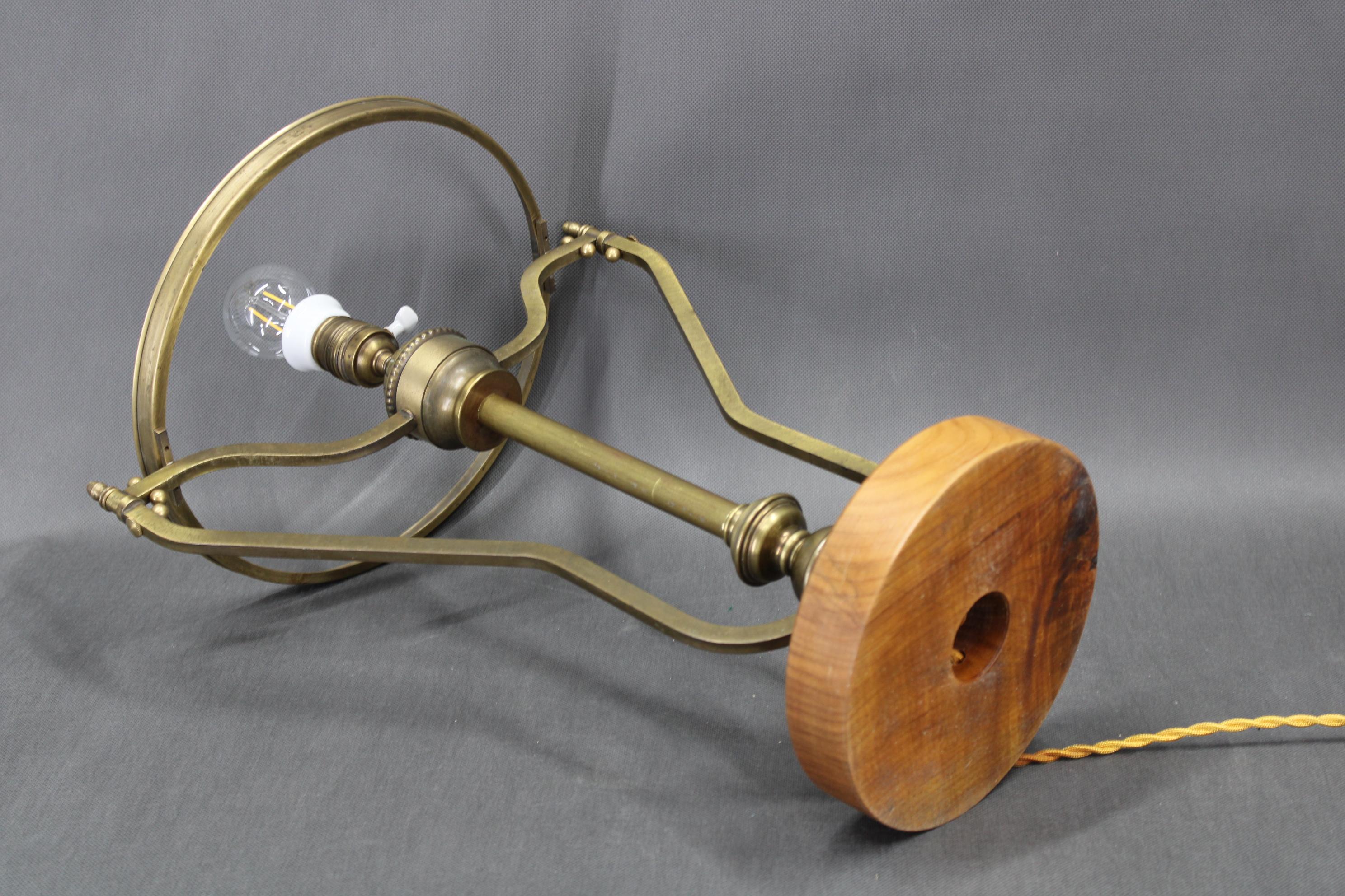 Mid-Century Modern 1930s Restored Brass Table Lamp with Wooden Base and Glass Shade For Sale