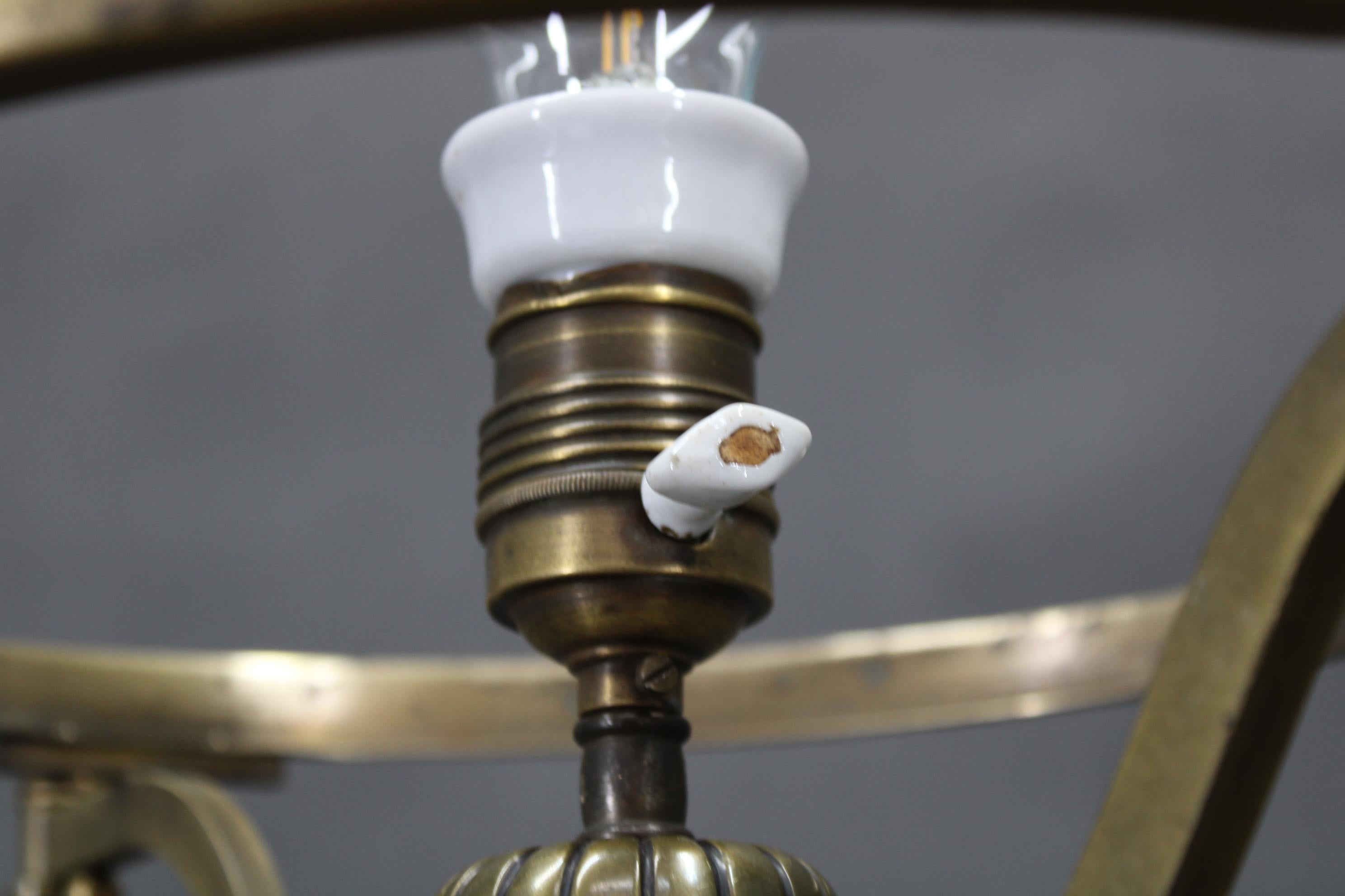 1930s Restored Brass Table Lamp with Wooden Base and Glass Shade For Sale 3