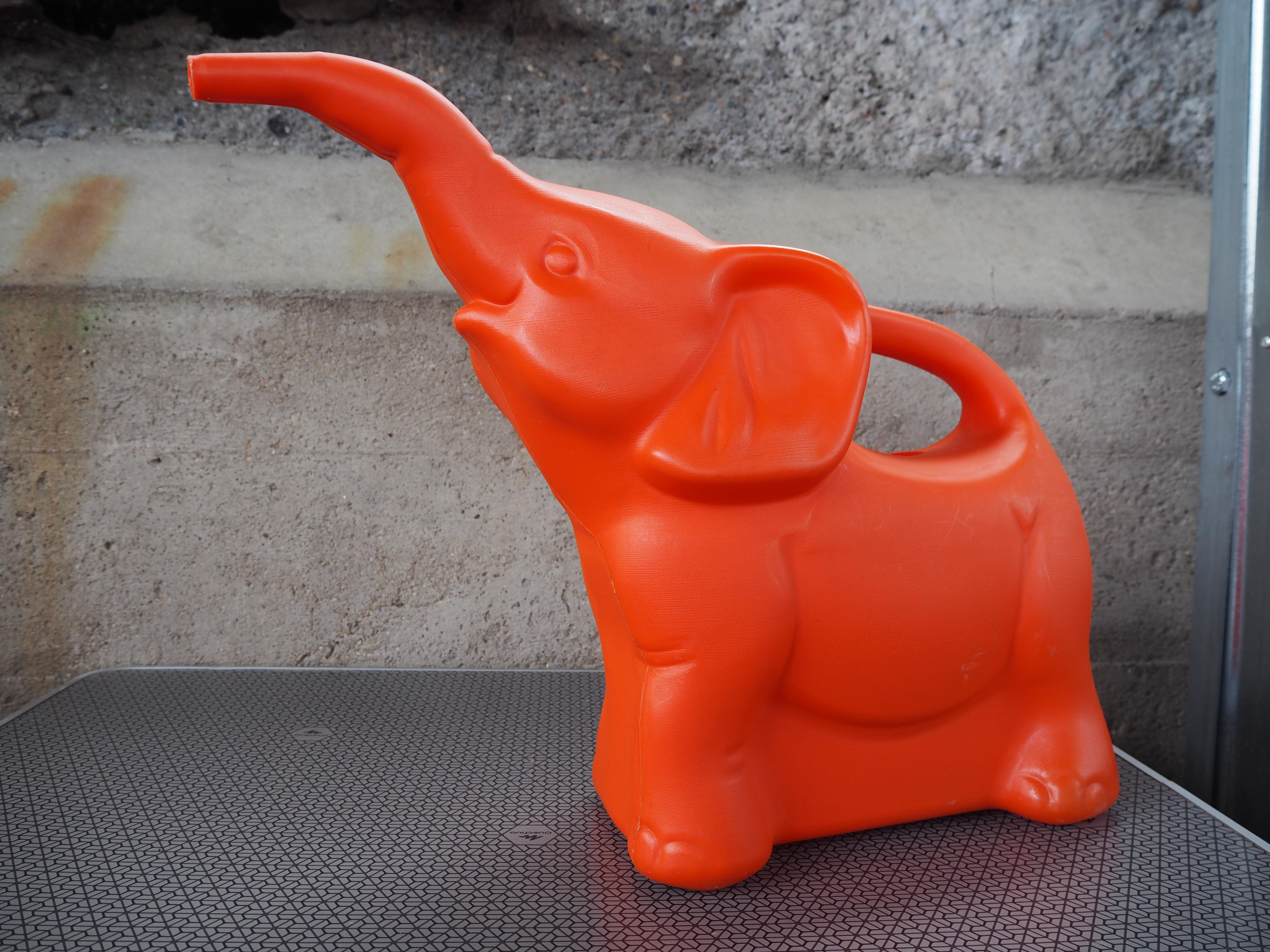 Midcentury Watering Can, Ebert Fun Design, Europe, 1970s In Good Condition For Sale In Praha, CZ