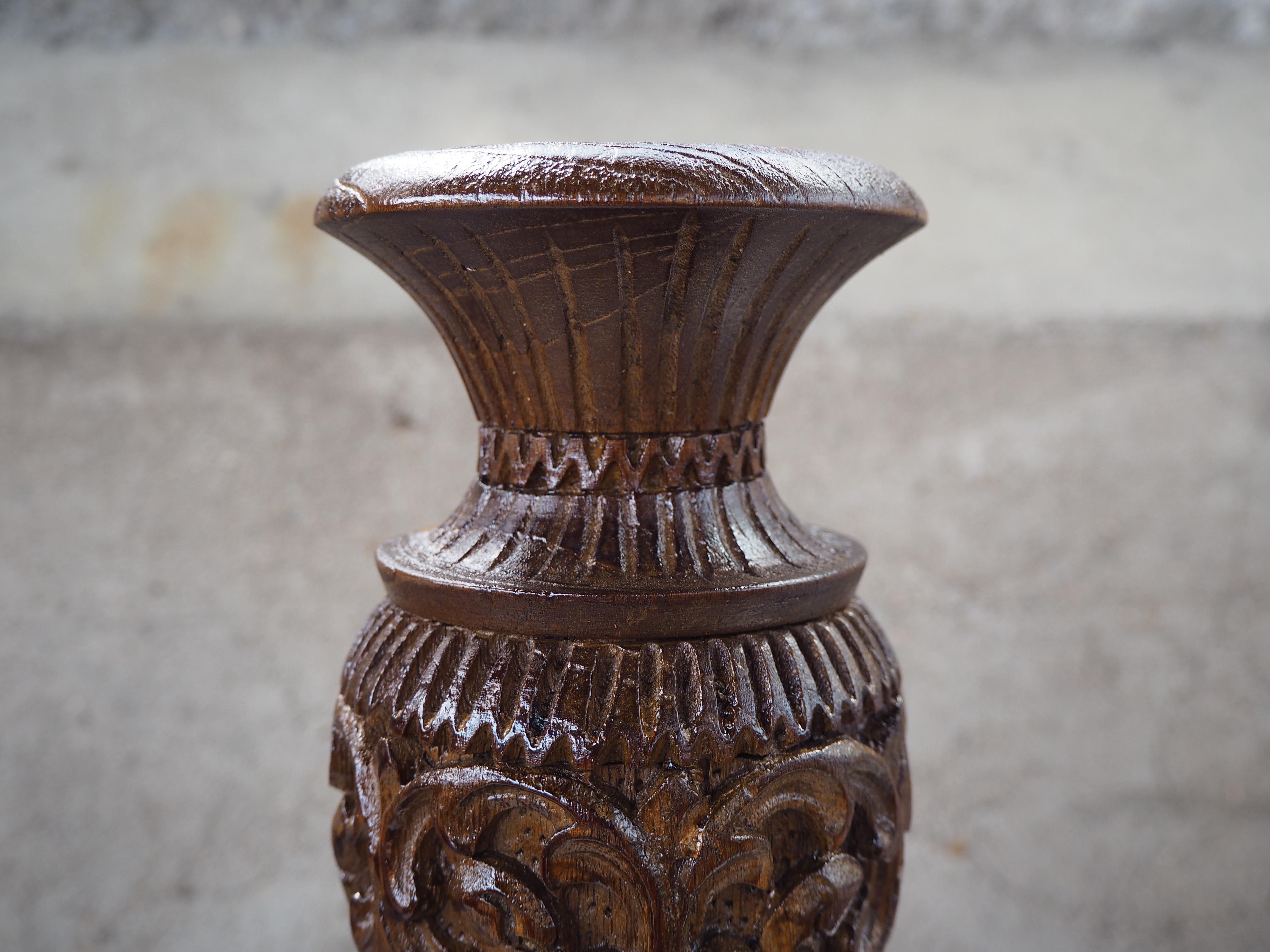 Vaso in legno cecoslovacco del Medioevo, anni '60 in vendita 4