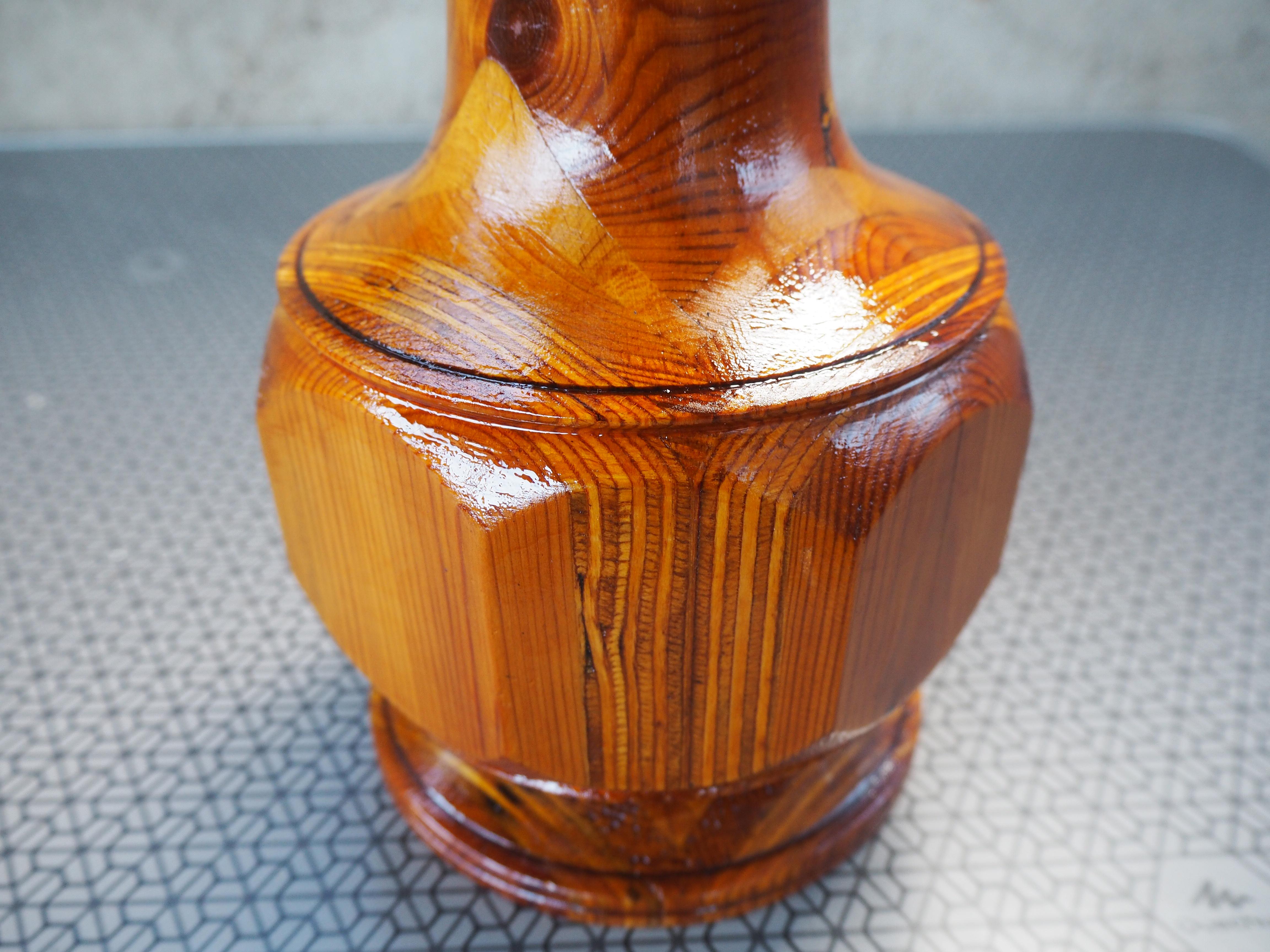 Vaso in legno del Medioevo, Europa, anni '60 in vendita 1