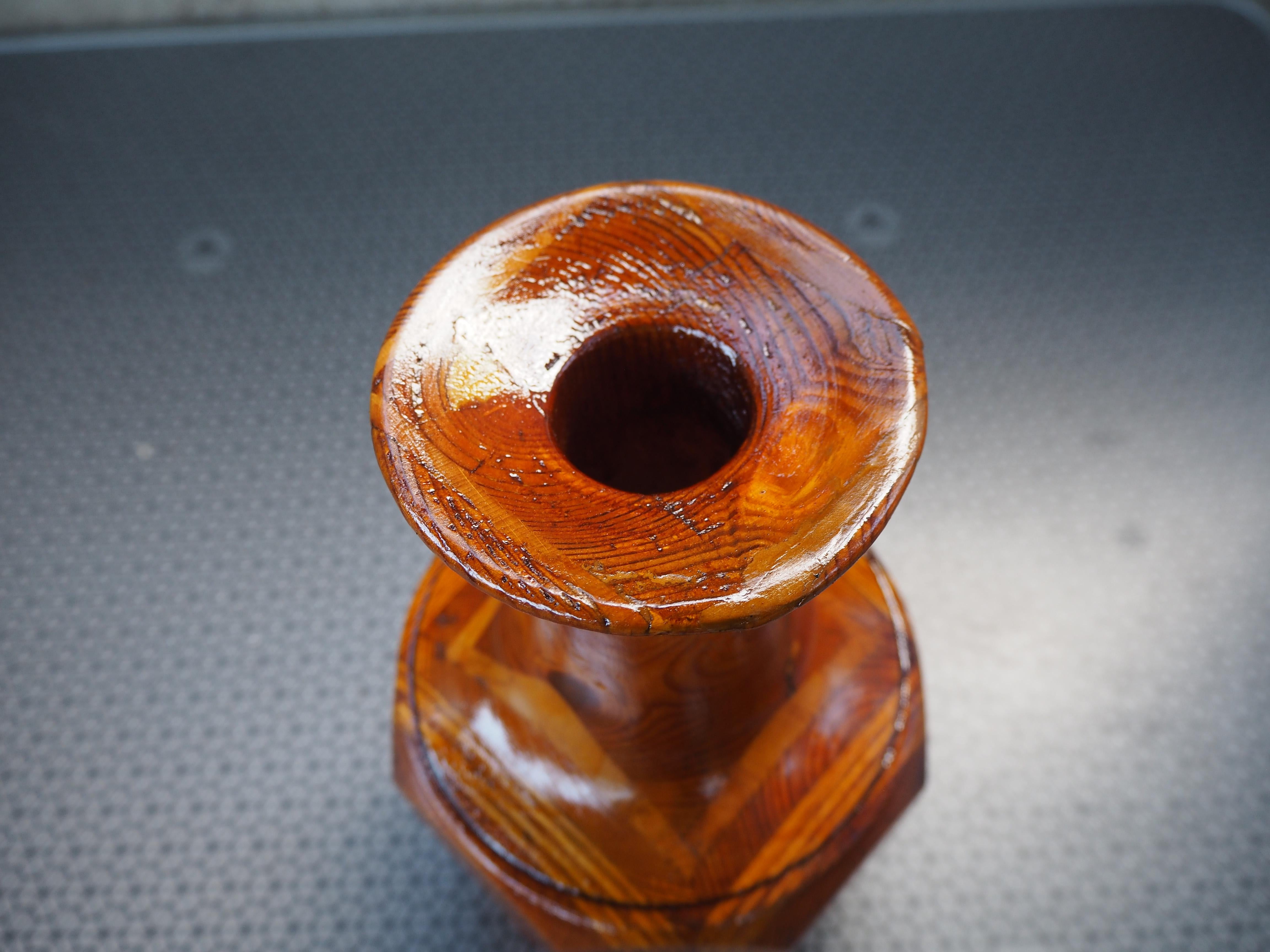 Vaso in legno del Medioevo, Europa, anni '60 in vendita 2