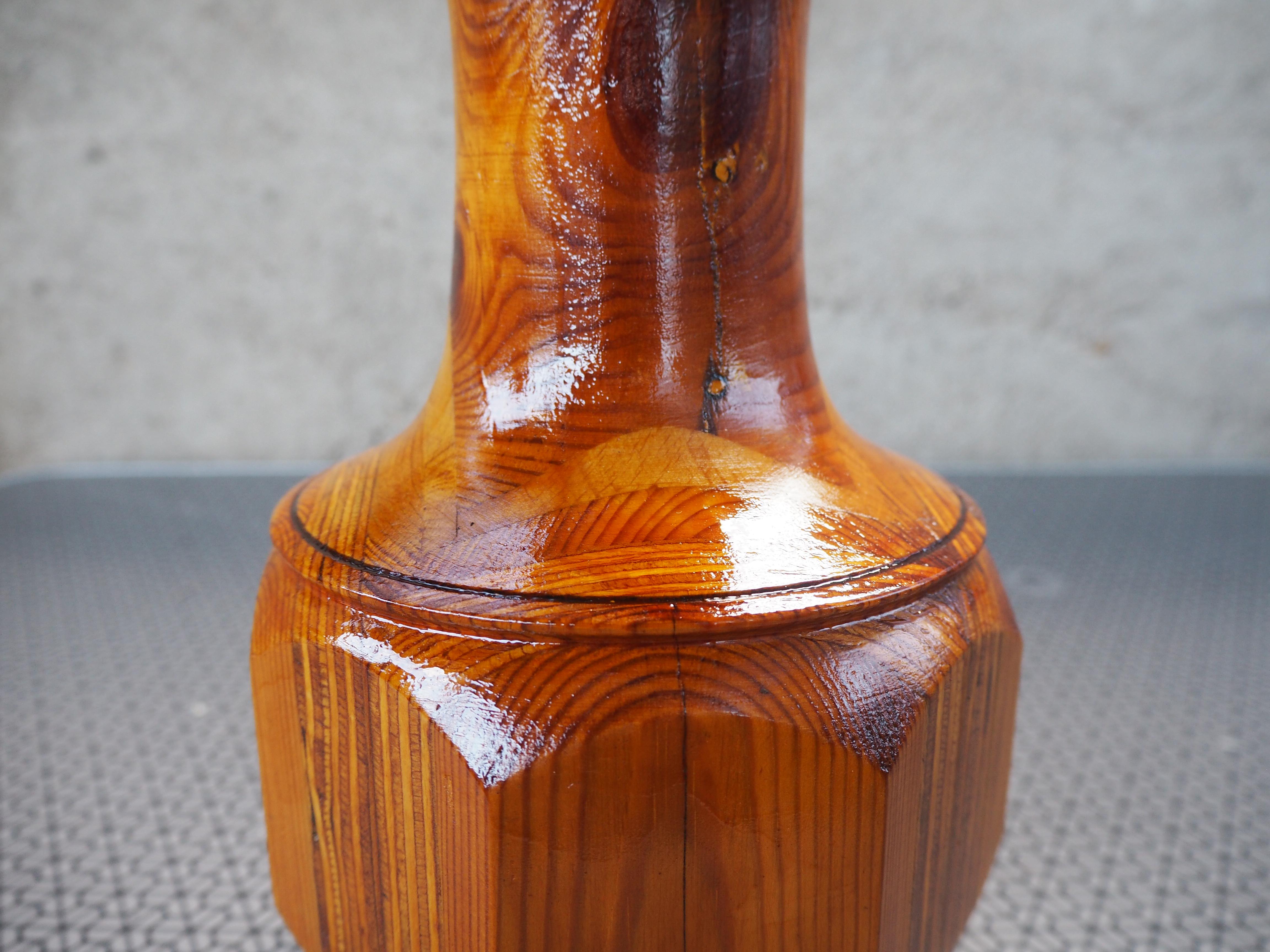 Vaso in legno del Medioevo, Europa, anni '60 in vendita 4