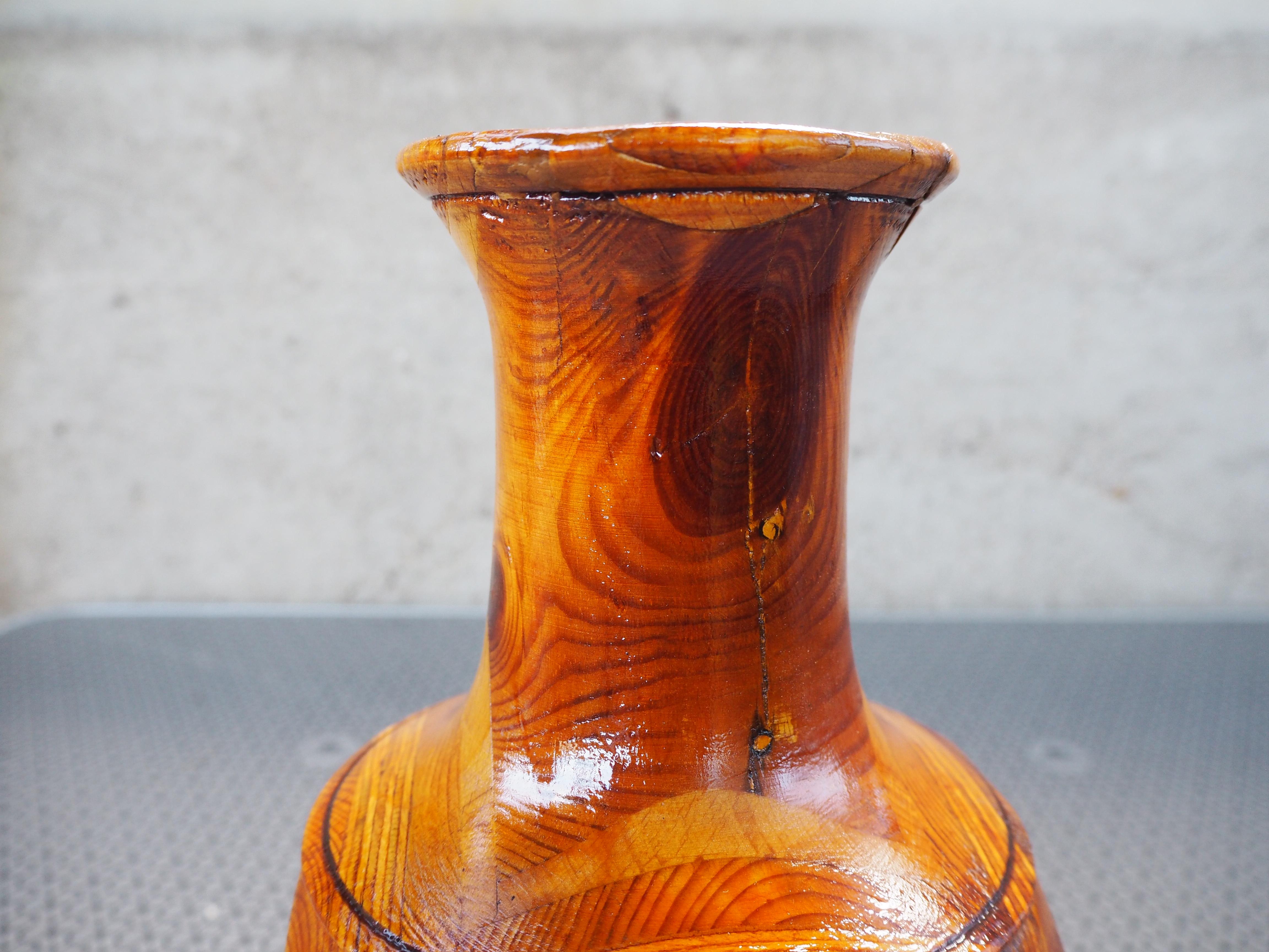 Vaso in legno del Medioevo, Europa, anni '60 in vendita 3