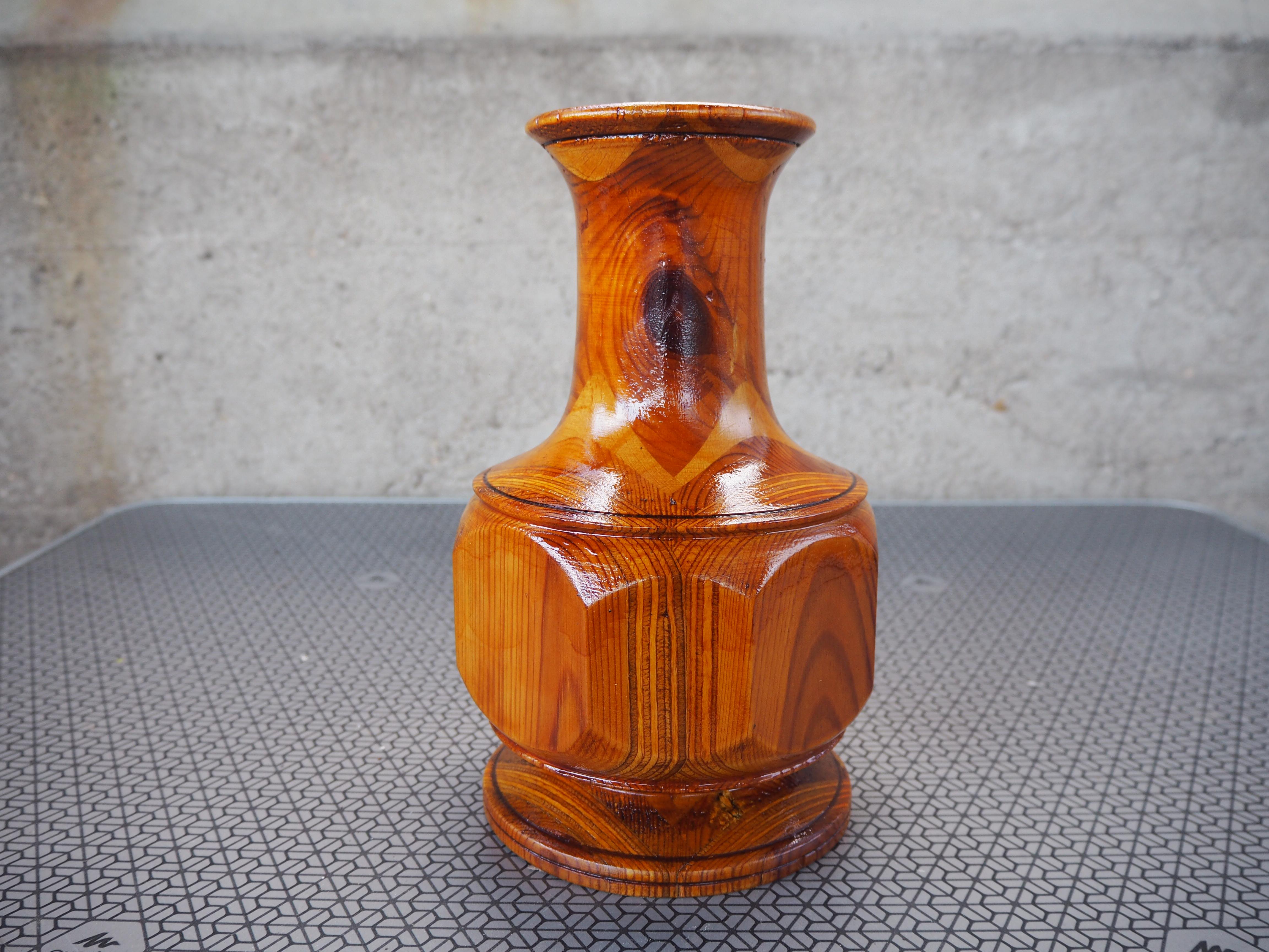 Vaso in legno del Medioevo, Europa, anni '60 in vendita 13