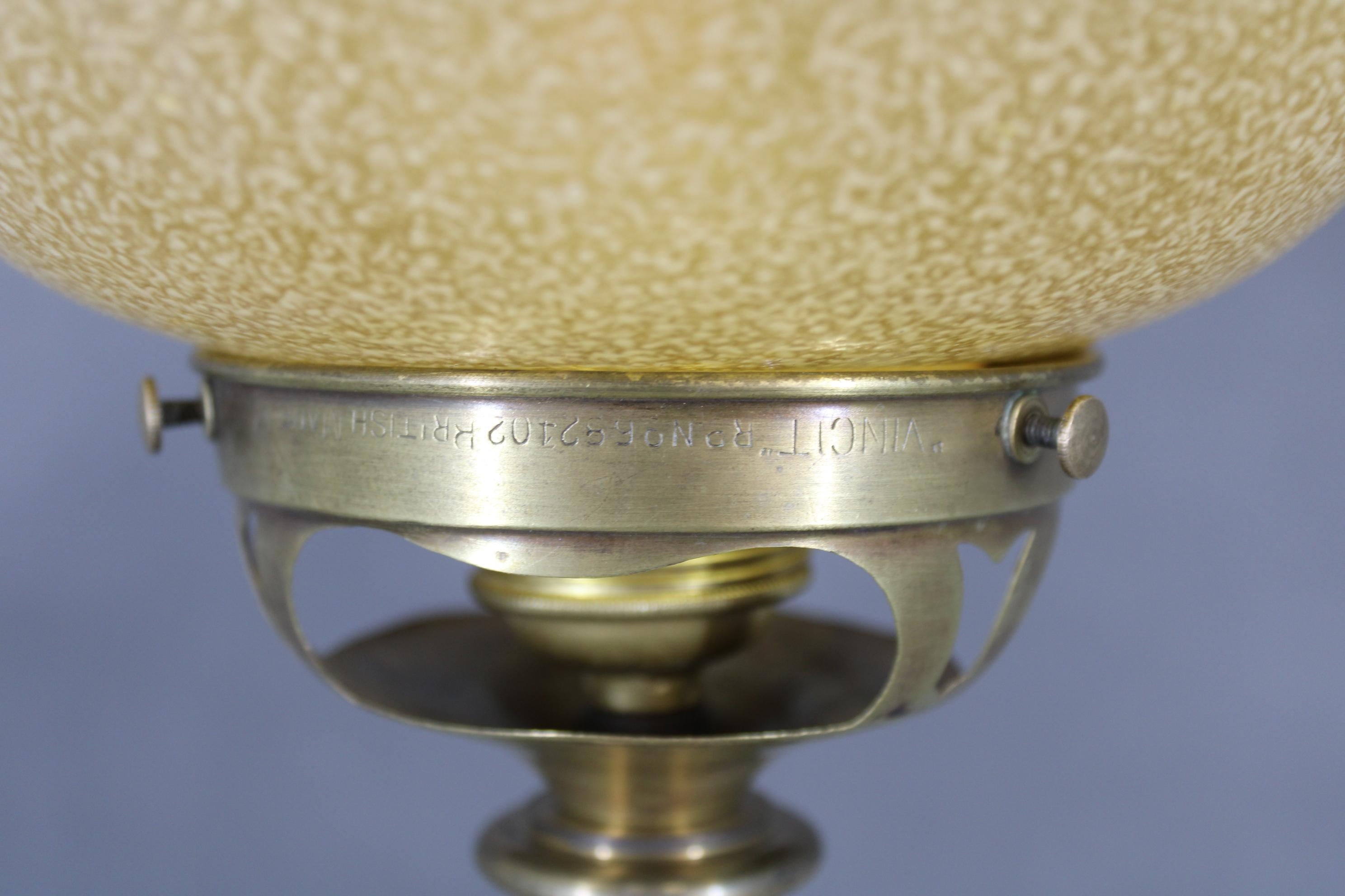 1940s Restored Brass Table Lamp with Marble Base and Glass Shade In Good Condition For Sale In Praha, CZ