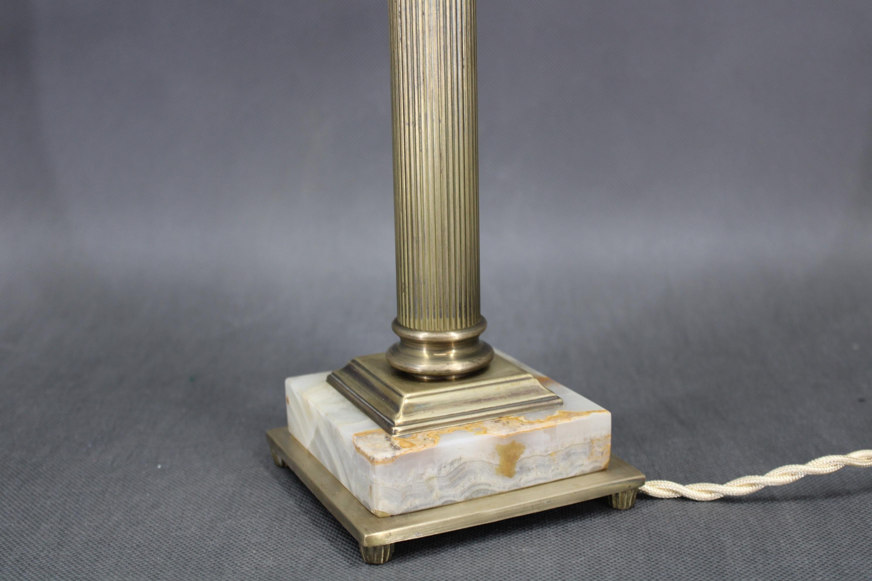 1940s Restored Brass Table Lamp with Marble Base and Glass Shade For Sale 1