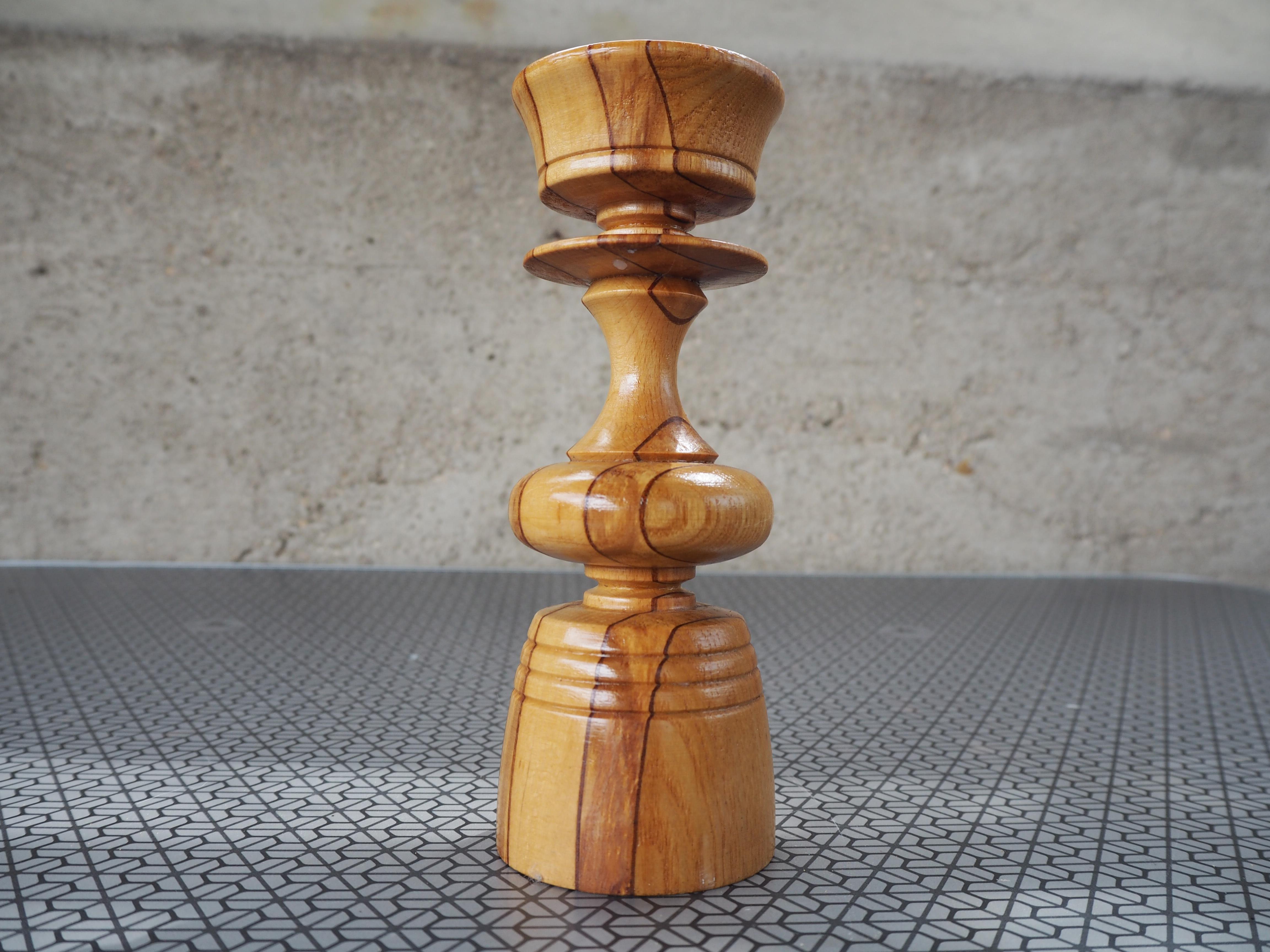 Europeo Portacandele in legno del Medioevo, anni '60, Europa in vendita