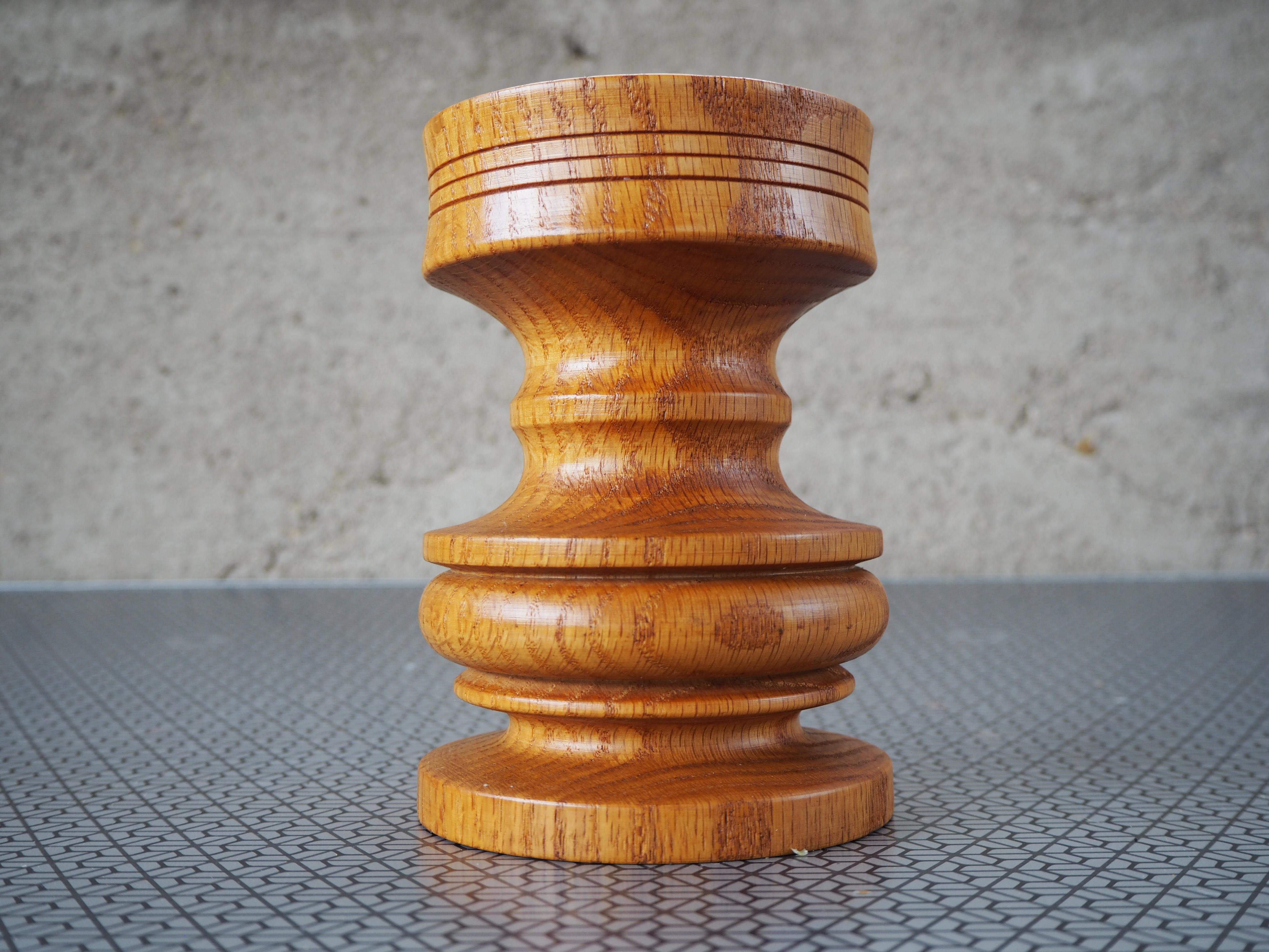 Realizzato in Wood
In condizioni originali
segno di utilizzo 
