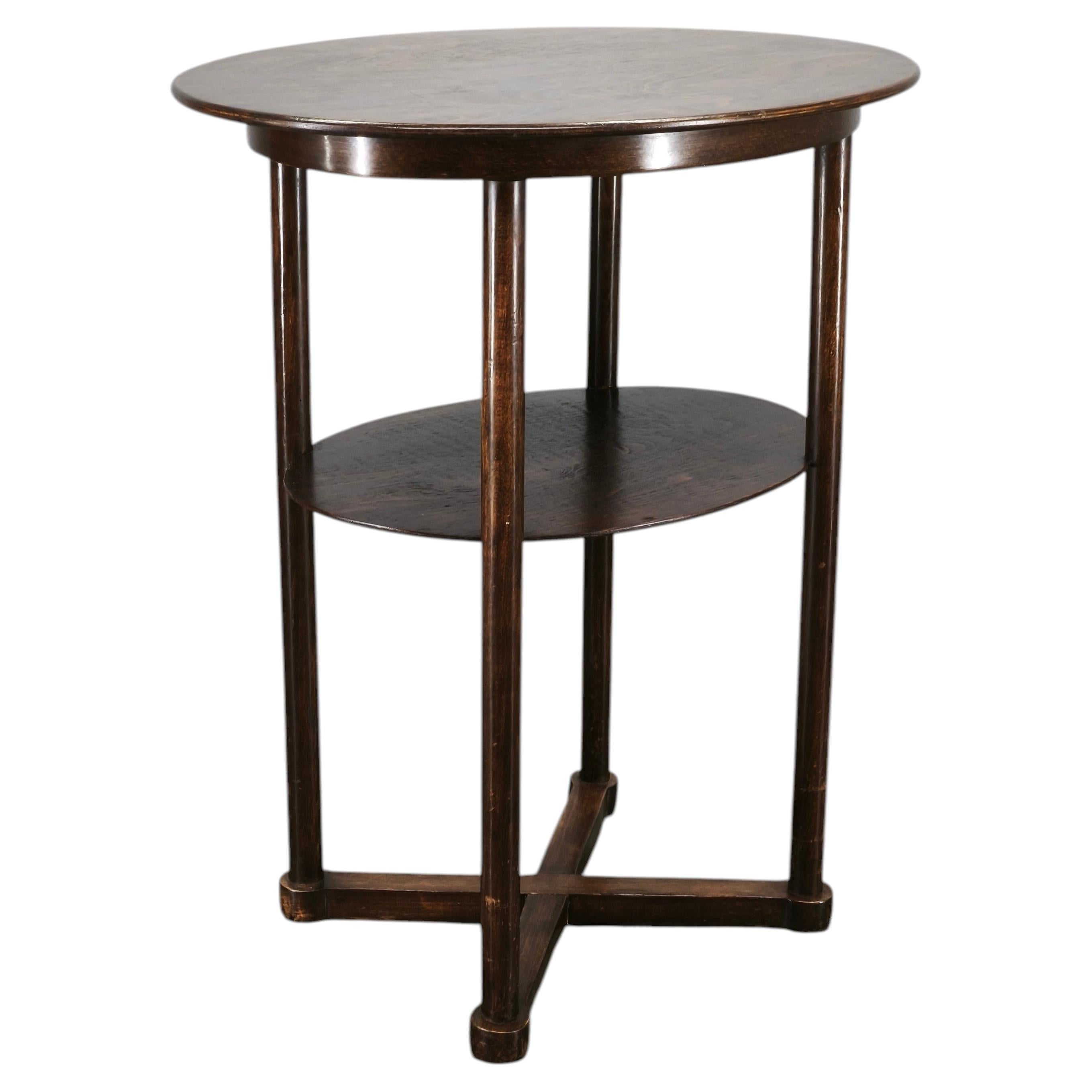 Table ovale de la Sécession viennoise signée Josef Hoffmann, Kohn ou Thonet, vers 1900 en vente