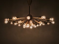 Lampadario “Sputnik” in ottone a 28 luci di Kamenický Šenov, Cecoslovacchia, anni ’70