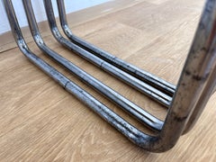 Raras mesas encajables cromadas de estilo Bauhaus, modelo B9, atribuidas a Jindrich Halabala - 1930