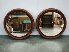 Pair of Italian Space Age Illuminated Round Mirrors, 1970s