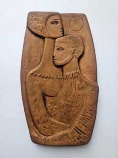 Rara scultura da parete in ceramica di grandi dimensioni in stile Mid-Century, "Lovers" di Marian Cunderlik, anni '70