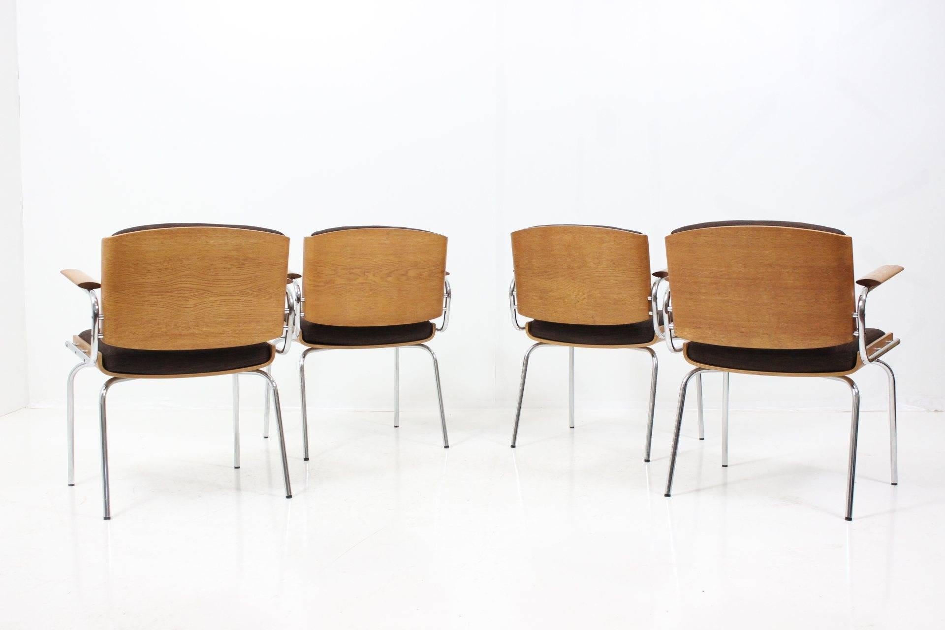 Set of Four Duba Dining Chairs in Chromed Steel and Plywood, 1970s In Good Condition In Praha, CZ