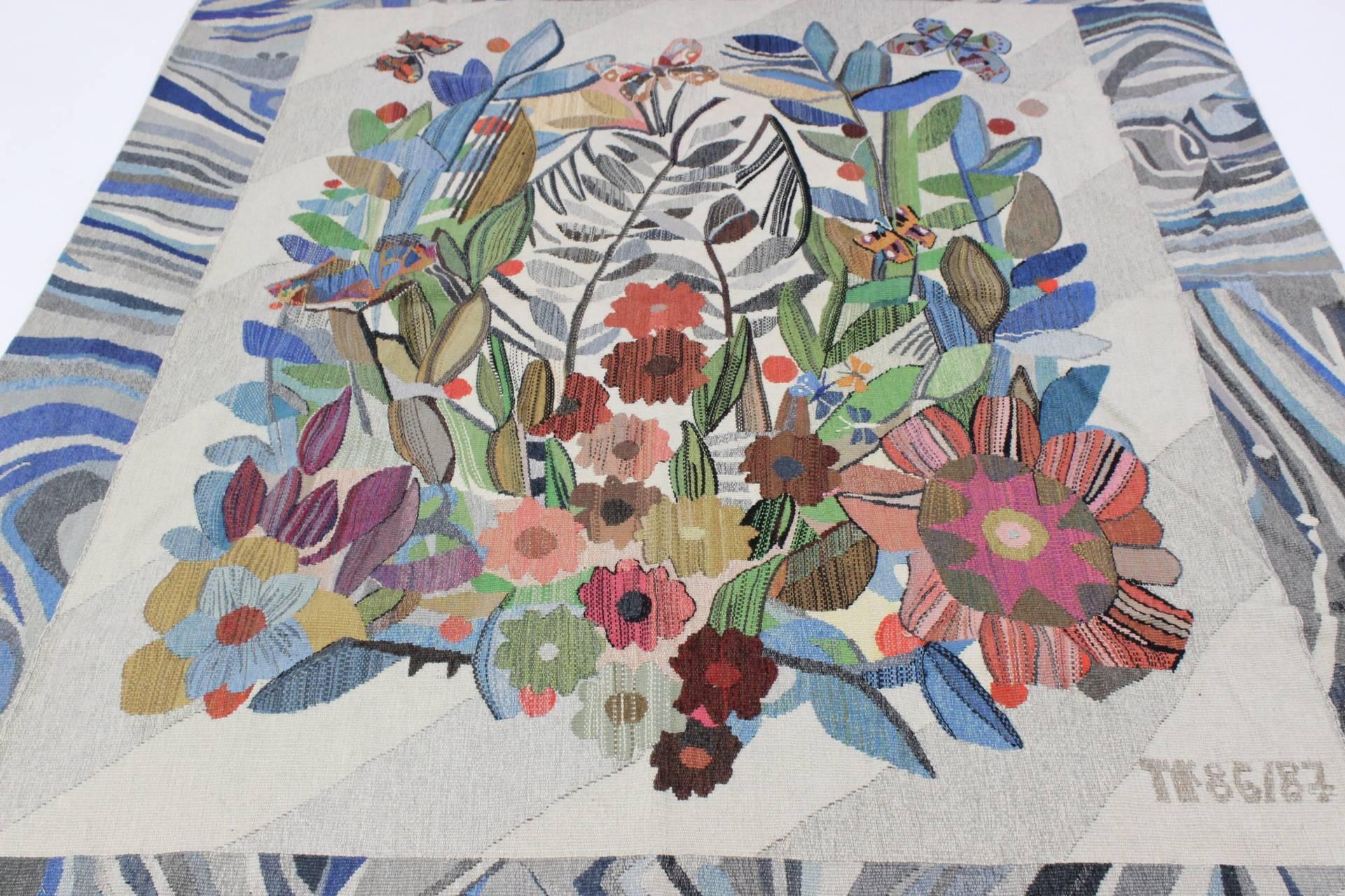 The tapestry was made in the year 1986 for the Russian embassy in Czechoslovakia. It was never used and has been in storage since. This is a one-of-a-kind piece in bright colors. Handmade in Valaske Mezirici.